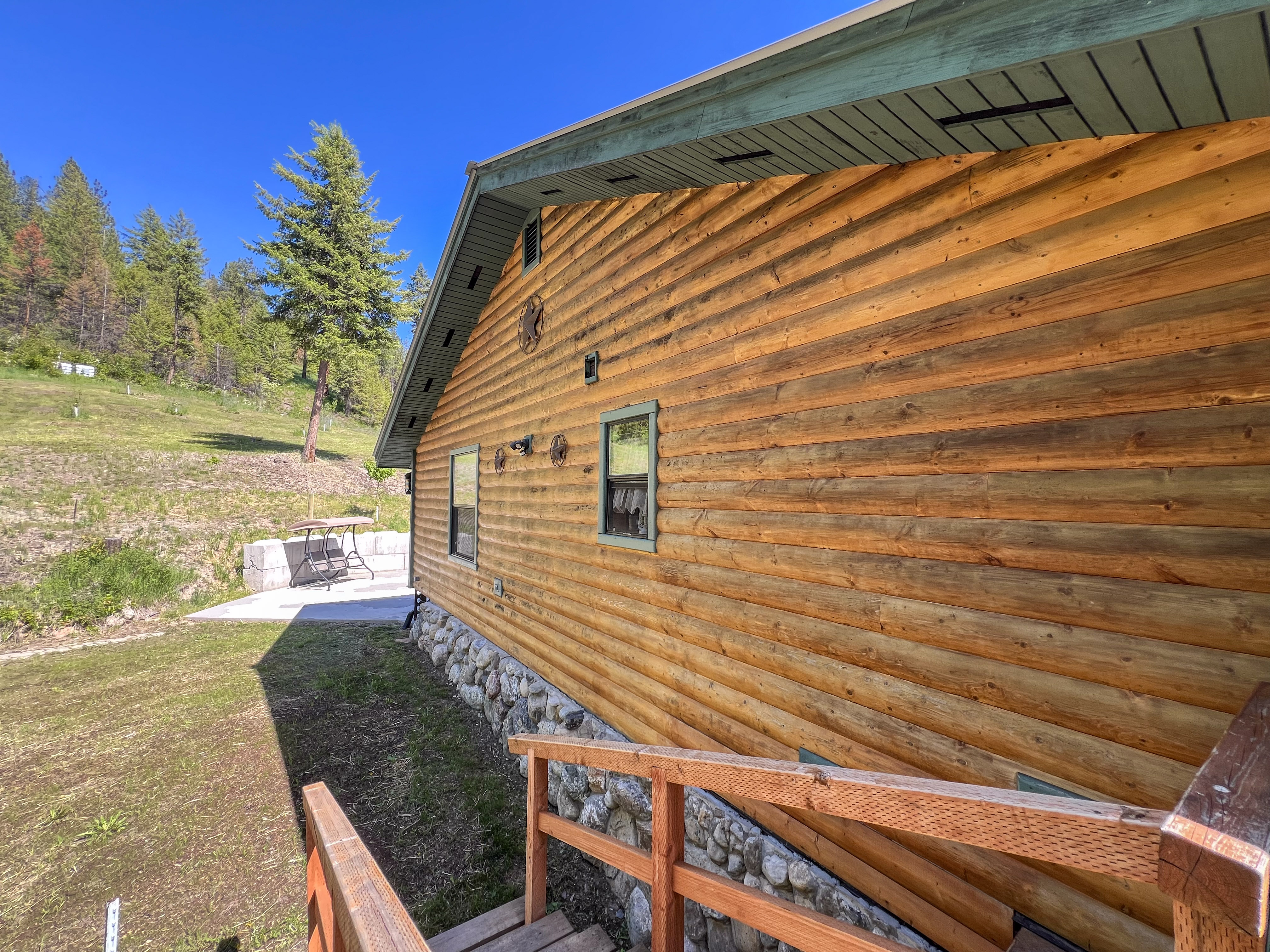 Colville, Washington, 99114, United States, 2 Bedrooms Bedrooms, ,2 BathroomsBathrooms,Residential,For Sale,1928739