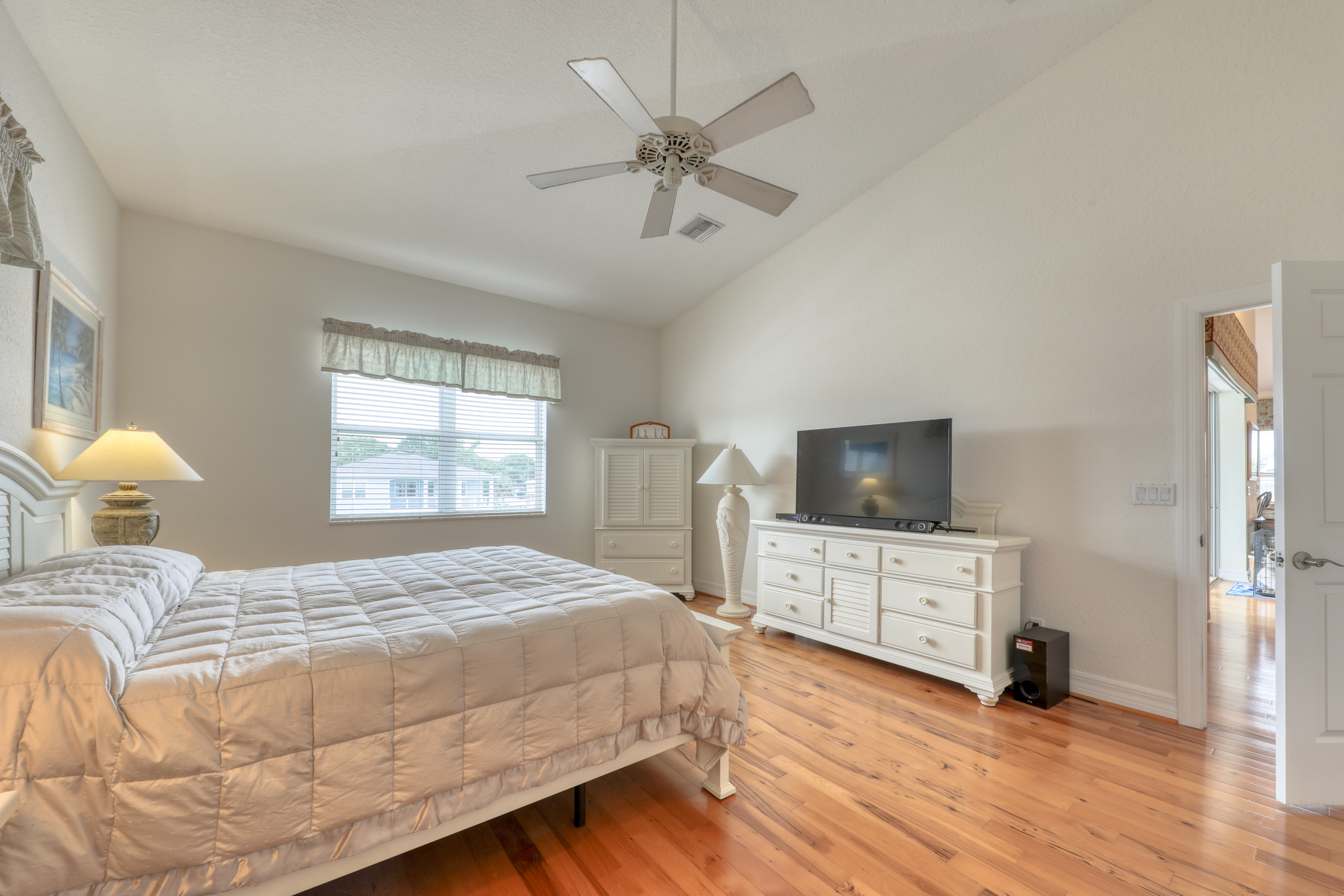 356 WESTWINDS DRIVE, Palm Harbor, Florida, 34683, United States, 3 Bedrooms Bedrooms, ,4 BathroomsBathrooms,Residential,For Sale,356 WESTWINDS DRIVE,1134606