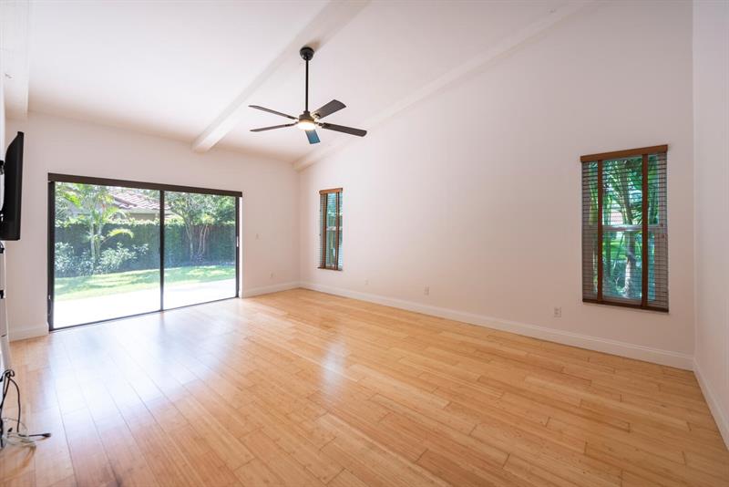 Plantation, Florida, 33322, United States, 4 Bedrooms Bedrooms, ,2 BathroomsBathrooms,Residential,For Sale,1925326