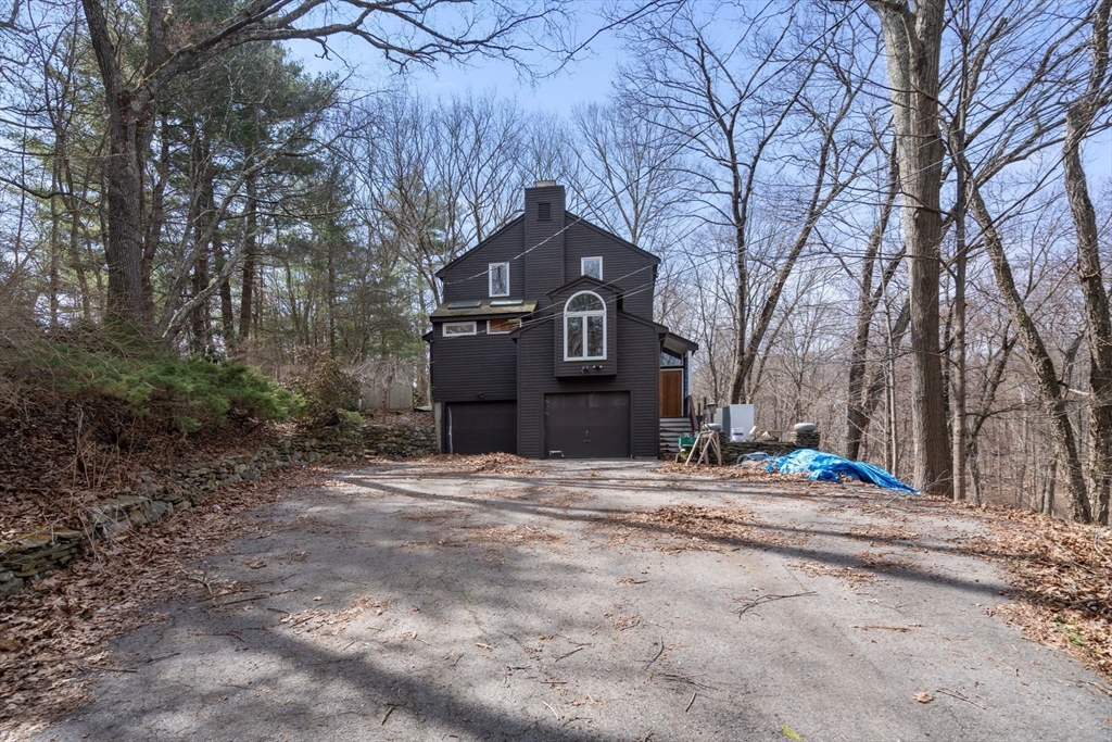 Weston, Massachusetts, 02493, United States, ,Residential,For Sale,1766237