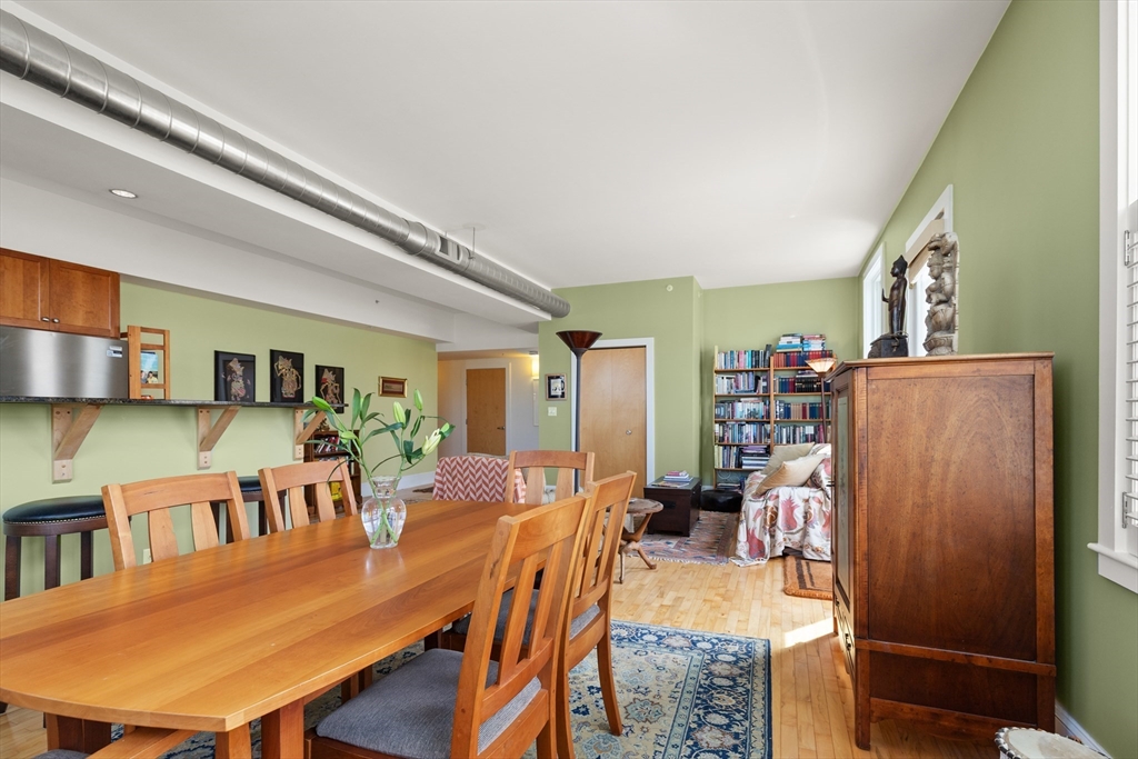 Somerville, Massachusetts, 02143, United States, 1 Bedroom Bedrooms, ,1 BathroomBathrooms,Residential,For Sale,1911108