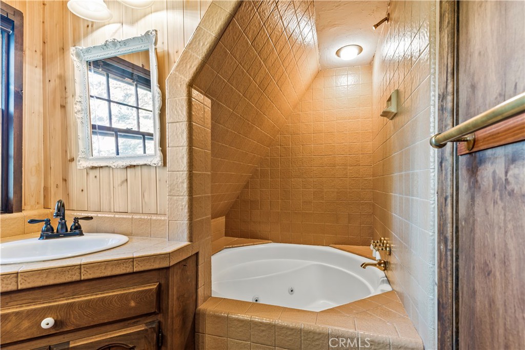 Twin Peaks, California, 92391, United States, 4 Bedrooms Bedrooms, ,3 BathroomsBathrooms,Residential,For Sale,1992478