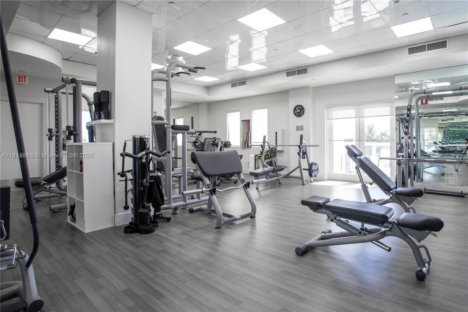 Miami Beach, Florida, 33140, United States, 2 Bedrooms Bedrooms, ,2 BathroomsBathrooms,Residential,For Sale,1849750