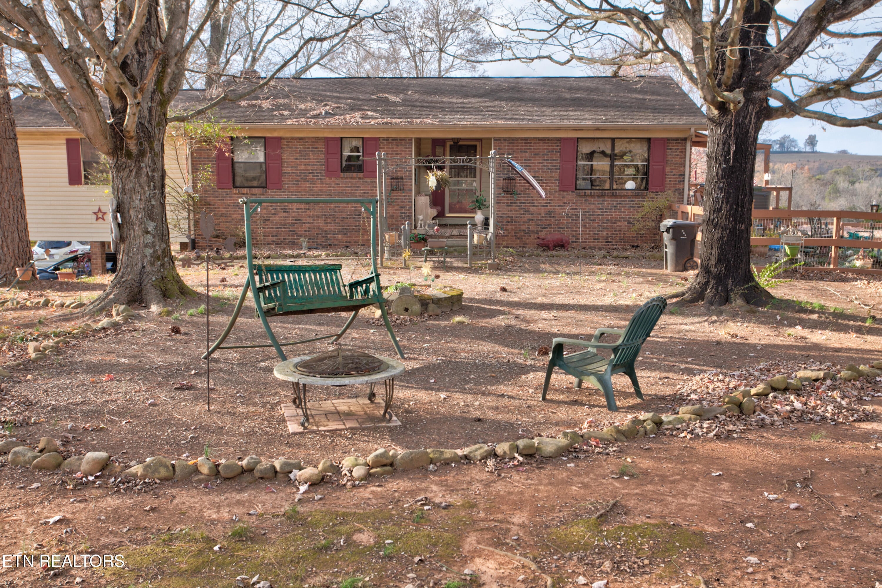 Maryville, Tennessee, 37801, United States, 3 Bedrooms Bedrooms, ,4 BathroomsBathrooms,Residential,For Sale,1994360