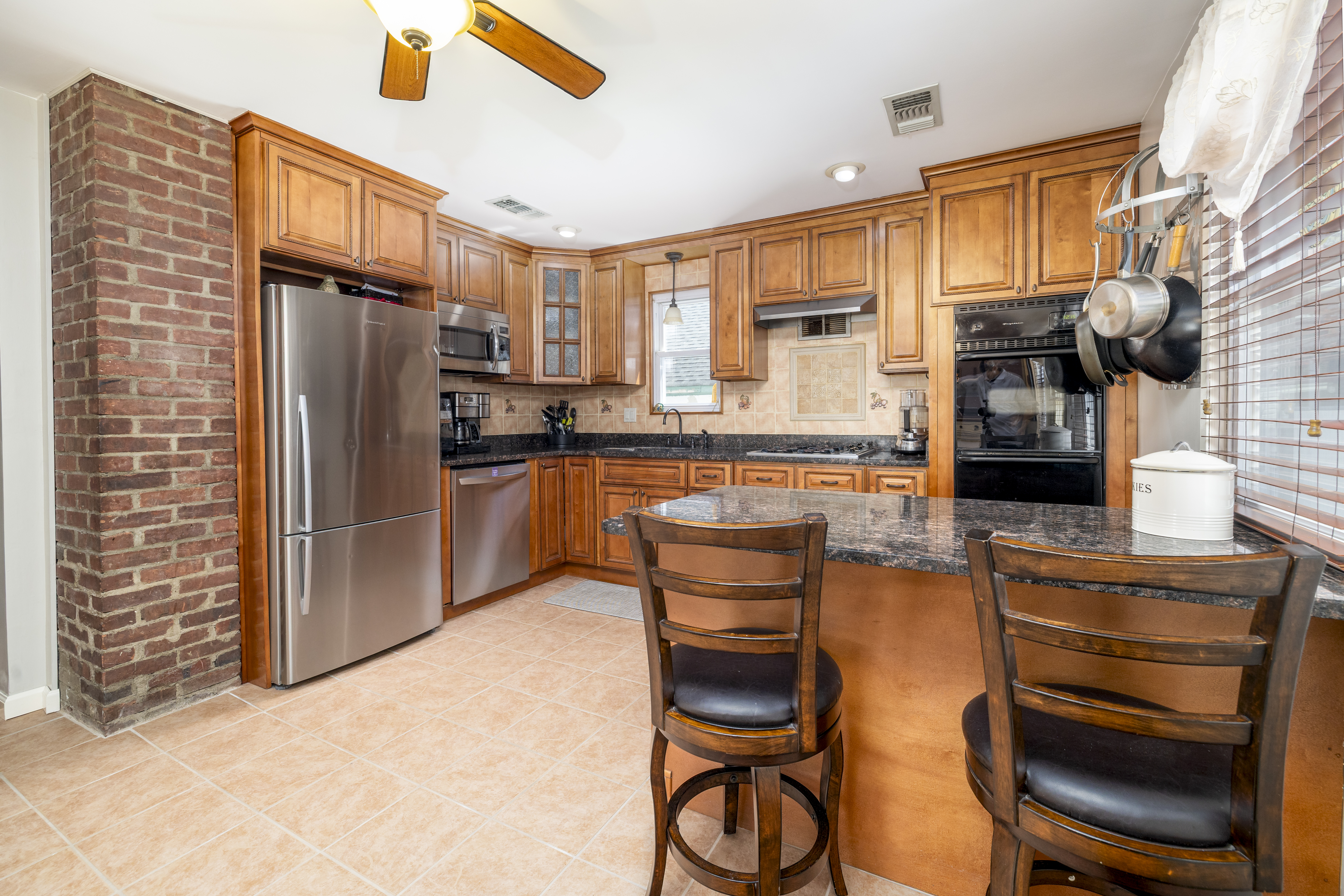  2522 5th Street, East Meadow, NY, 11554 - 物件實景