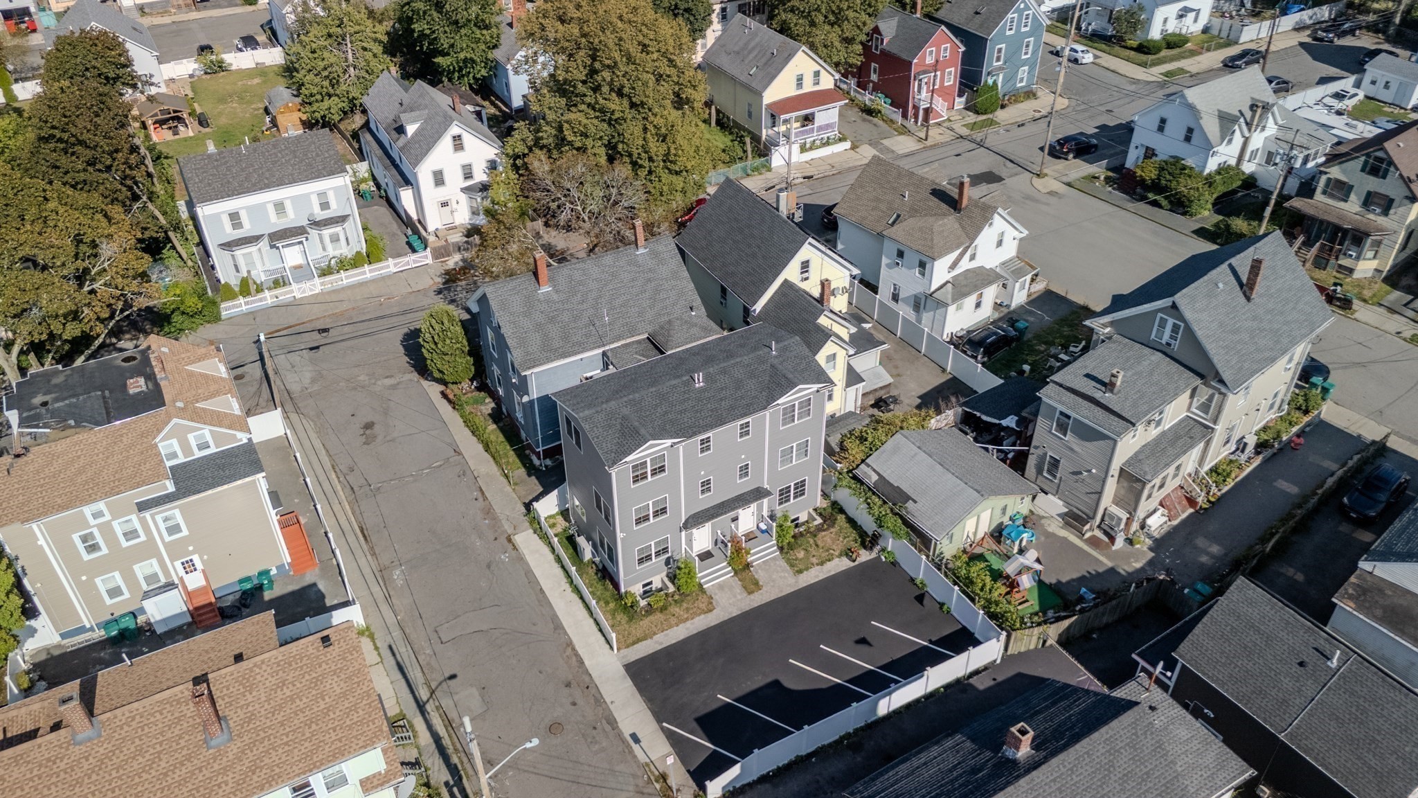 Lynn, Massachusetts, 01902, United States, 3 Bedrooms Bedrooms, ,4 BathroomsBathrooms,Residential,For Sale,1943123