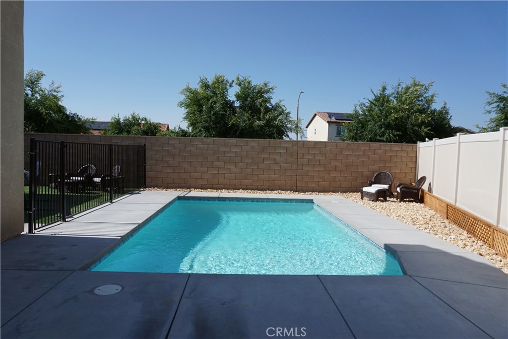 Hemet, California, 92543, United States, 5 Bedrooms Bedrooms, ,3 BathroomsBathrooms,Residential,For Sale,1826909
