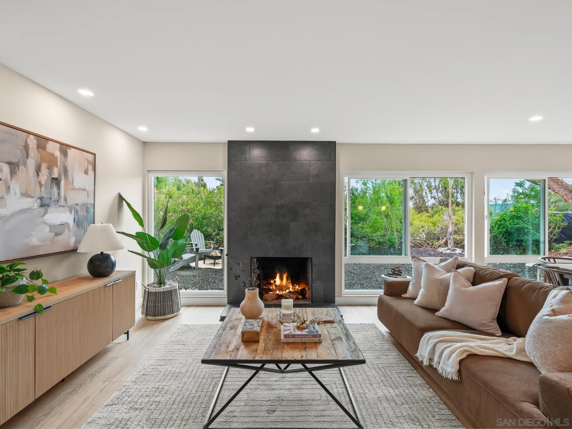 San Diego, California, 92129, United States, 3 Bedrooms Bedrooms, ,2 BathroomsBathrooms,Residential,For Sale,2000829