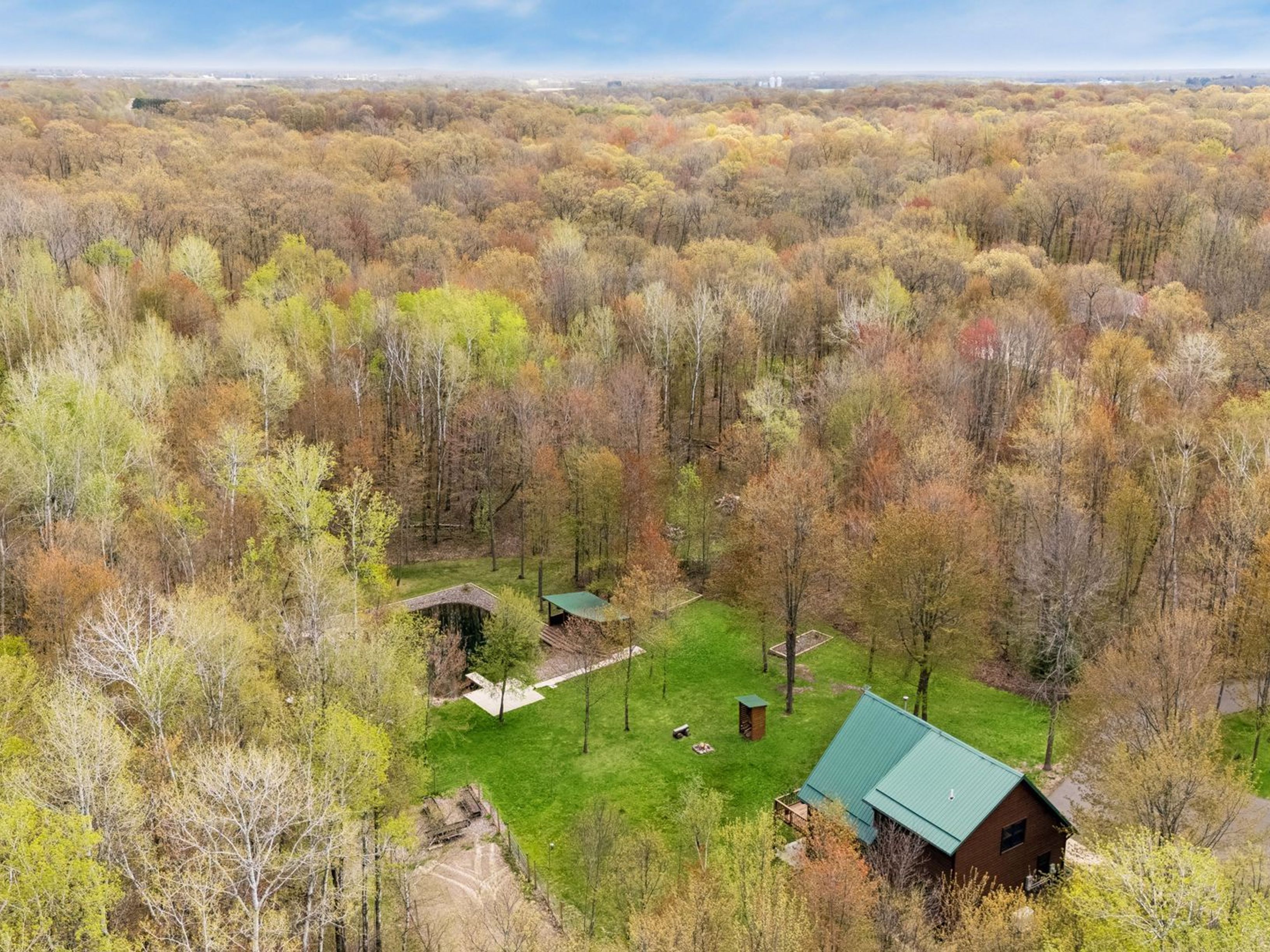  Private Woodland Retreat Surrounded by Nature and Serenity - 物件實景