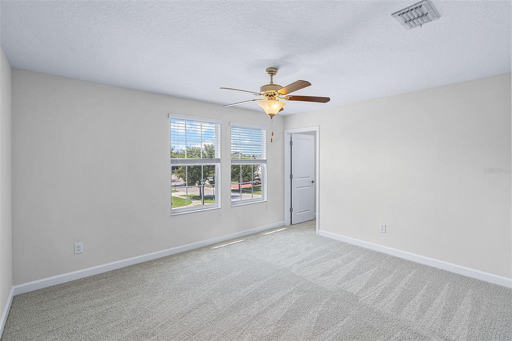 Land O Lakes, Florida, 34639, United States, 5 Bedrooms Bedrooms, ,3 BathroomsBathrooms,Residential,For Sale,1932584