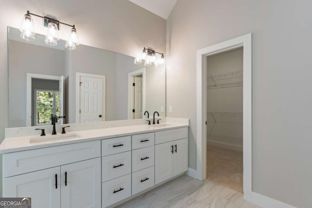 Athens, Georgia, 30605, United States, 3 Bedrooms Bedrooms, ,2 BathroomsBathrooms,Residential,For Sale,1906497