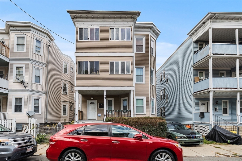 Boston, Massachusetts, 02124, United States, 11 Bedrooms Bedrooms, ,3 BathroomsBathrooms,Residential,For Sale,1980945