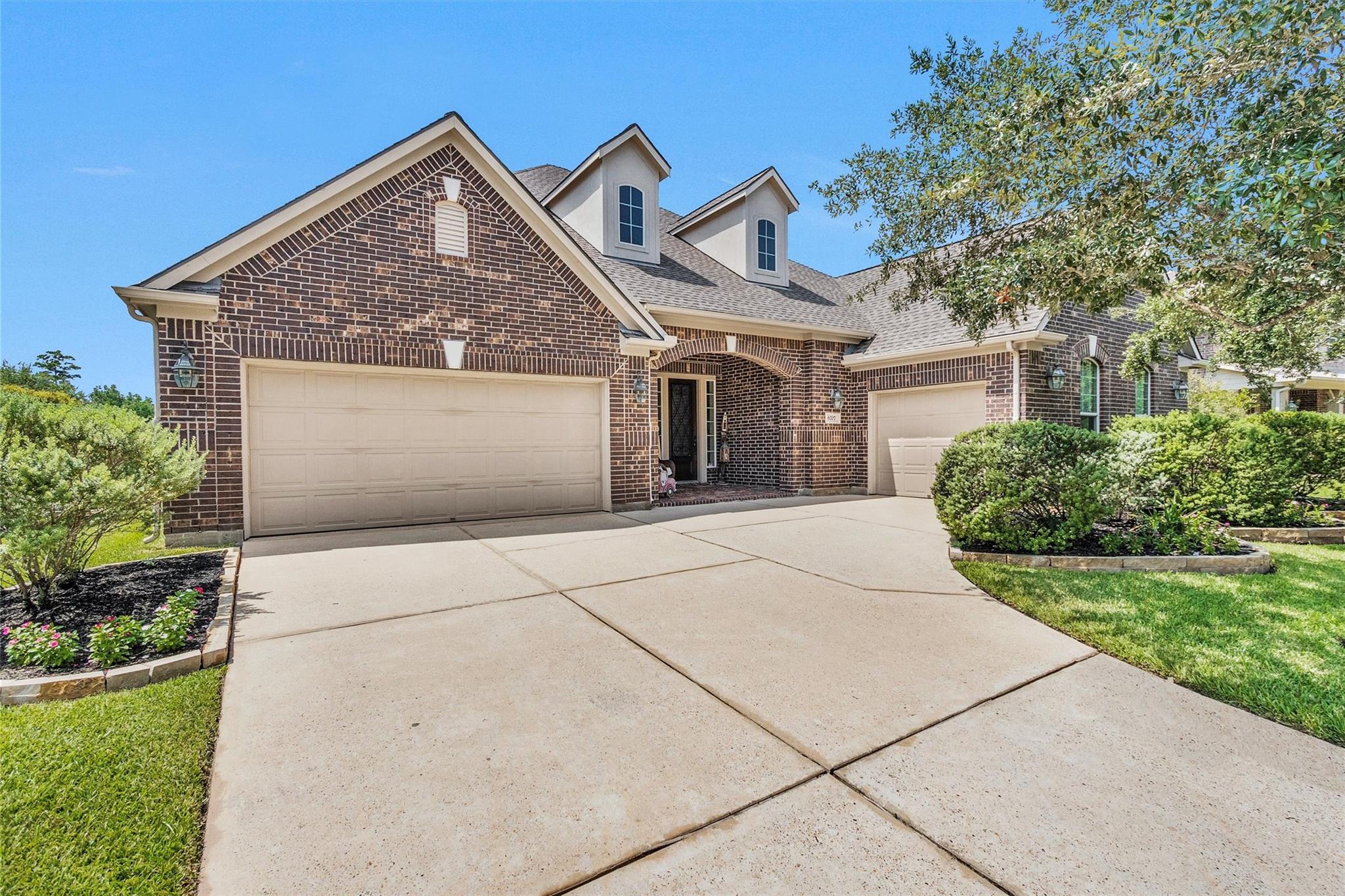 Spring, Texas, 77389, United States, 4 Bedrooms Bedrooms, ,4 BathroomsBathrooms,Residential,For Sale,1937002