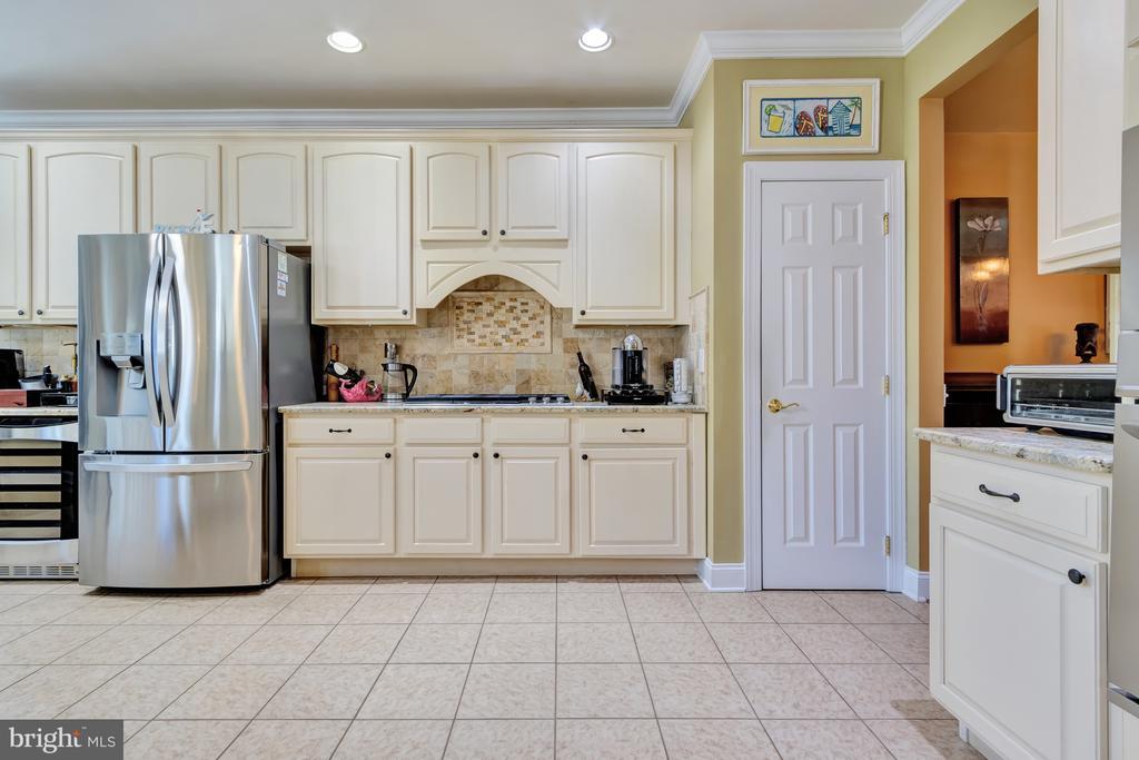 Ocean View, Delaware, 19970, United States, 4 Bedrooms Bedrooms, ,4 BathroomsBathrooms,Residential,For Sale,1804687