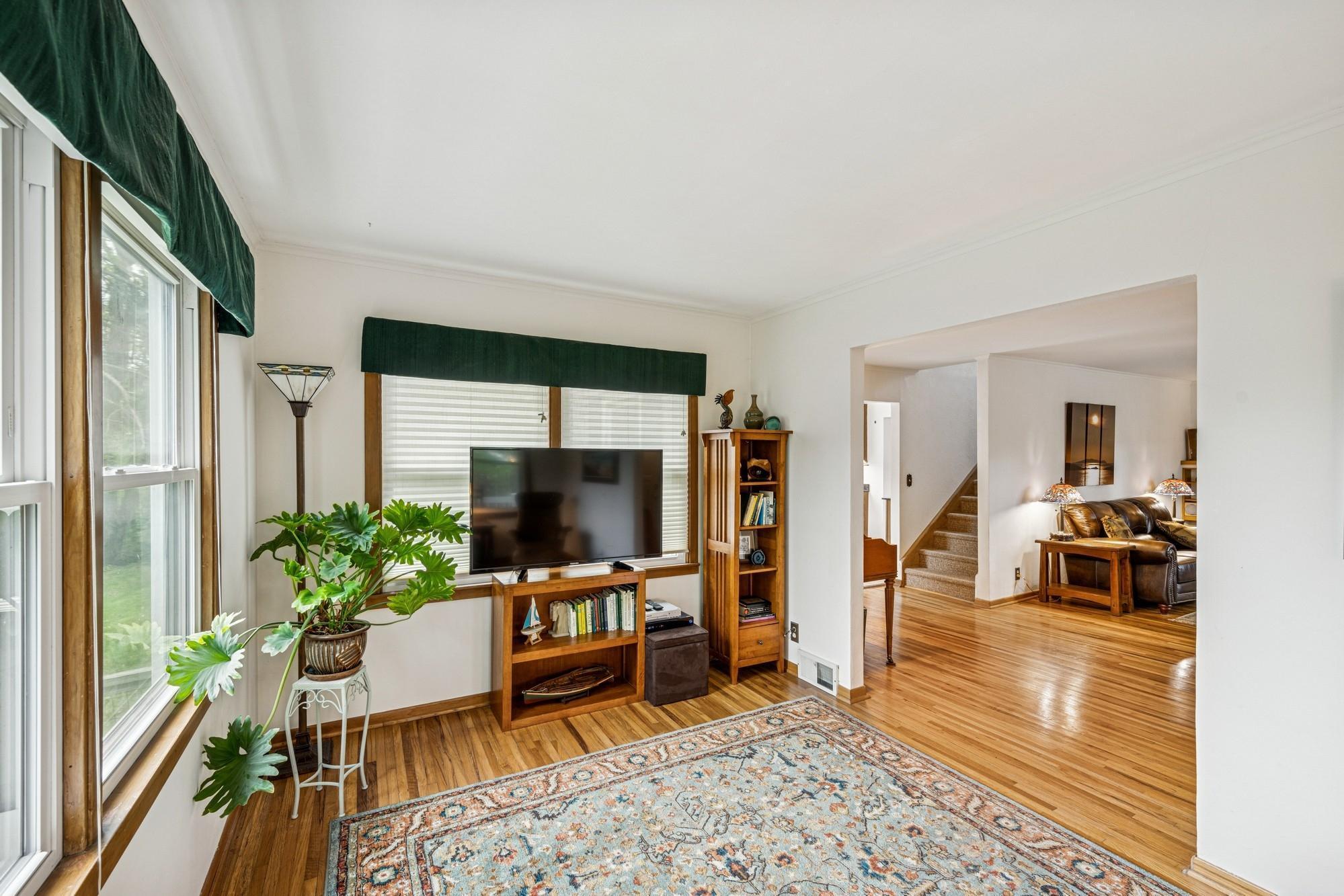 Minnetonka, Minnesota, 55345, United States, 3 Bedrooms Bedrooms, ,1 BathroomBathrooms,Residential,For Sale,1902041