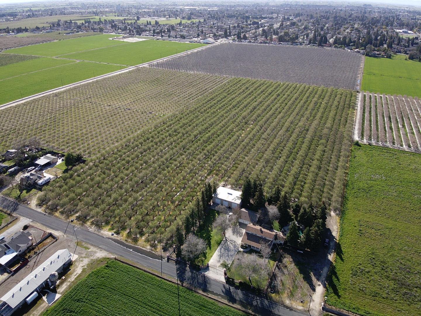 Turlock, California, 95380, United States, 3 Bedrooms Bedrooms, ,4 BathroomsBathrooms,Residential,For Sale,1993882