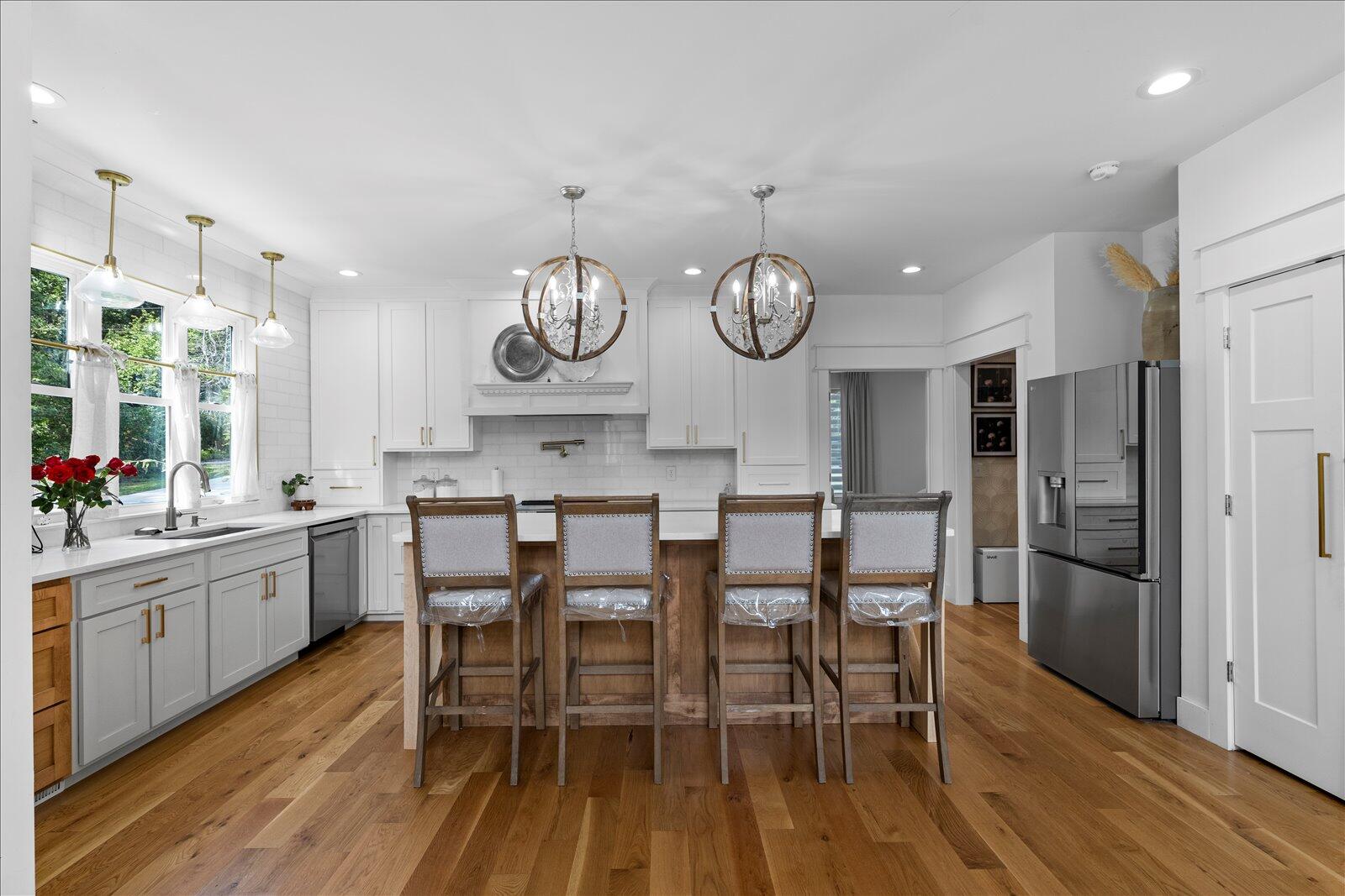 Jasper, Tennessee, 37347, United States, 3 Bedrooms Bedrooms, ,2 BathroomsBathrooms,Residential,For Sale,1976717