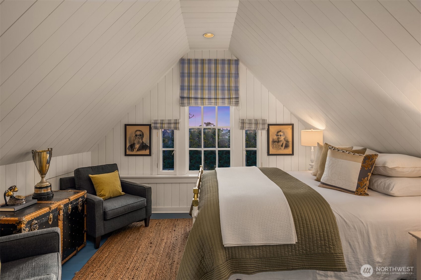 Seattle, Washington, 98102, United States, 5 Bedrooms Bedrooms, ,6 BathroomsBathrooms,Residential,For Sale,1891180
