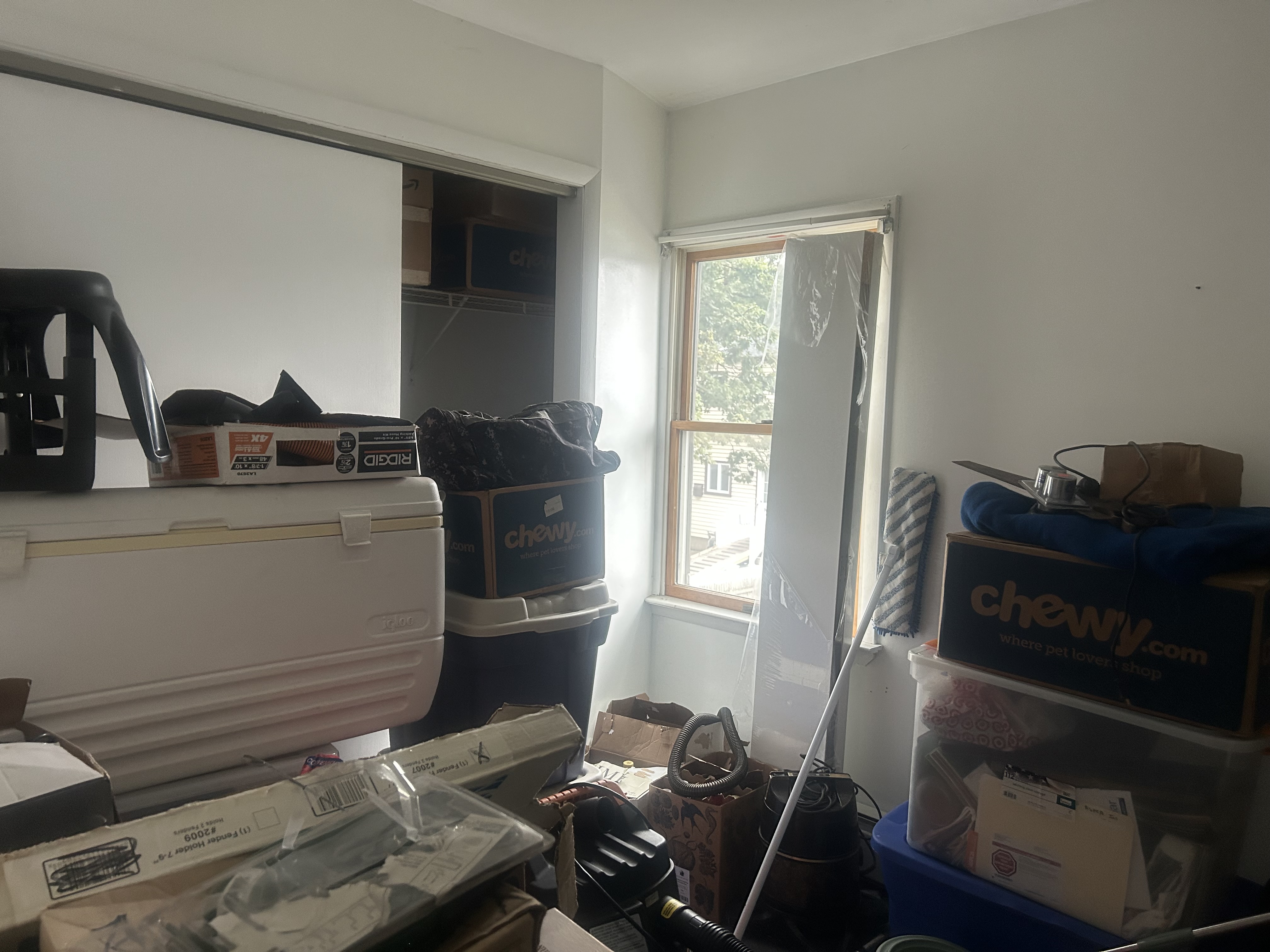 Copiague, New York, 11726, United States, 4 Bedrooms Bedrooms, ,2 BathroomsBathrooms,Residential,For Sale,1957833