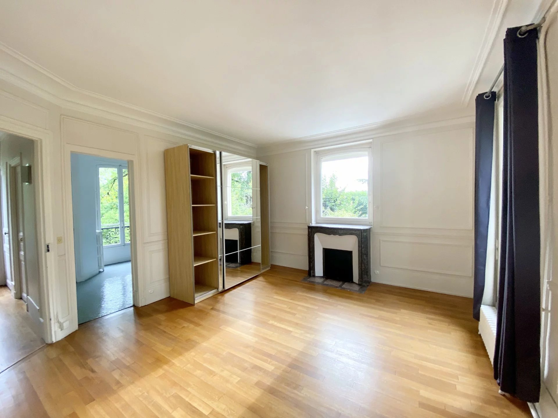 Le Vésinet, Île-de-France, 78110, FR, 5 Bedrooms Bedrooms, ,5 BathroomsBathrooms,Residential,For Sale,1994583