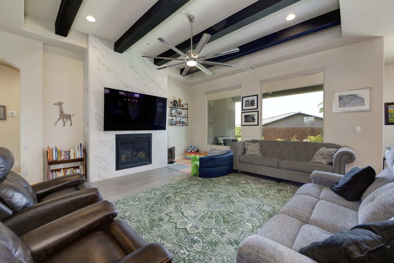 Rio Rancho, New Mexico, 87144, United States, 4 Bedrooms Bedrooms, ,3 BathroomsBathrooms,Residential,For Sale,1895660