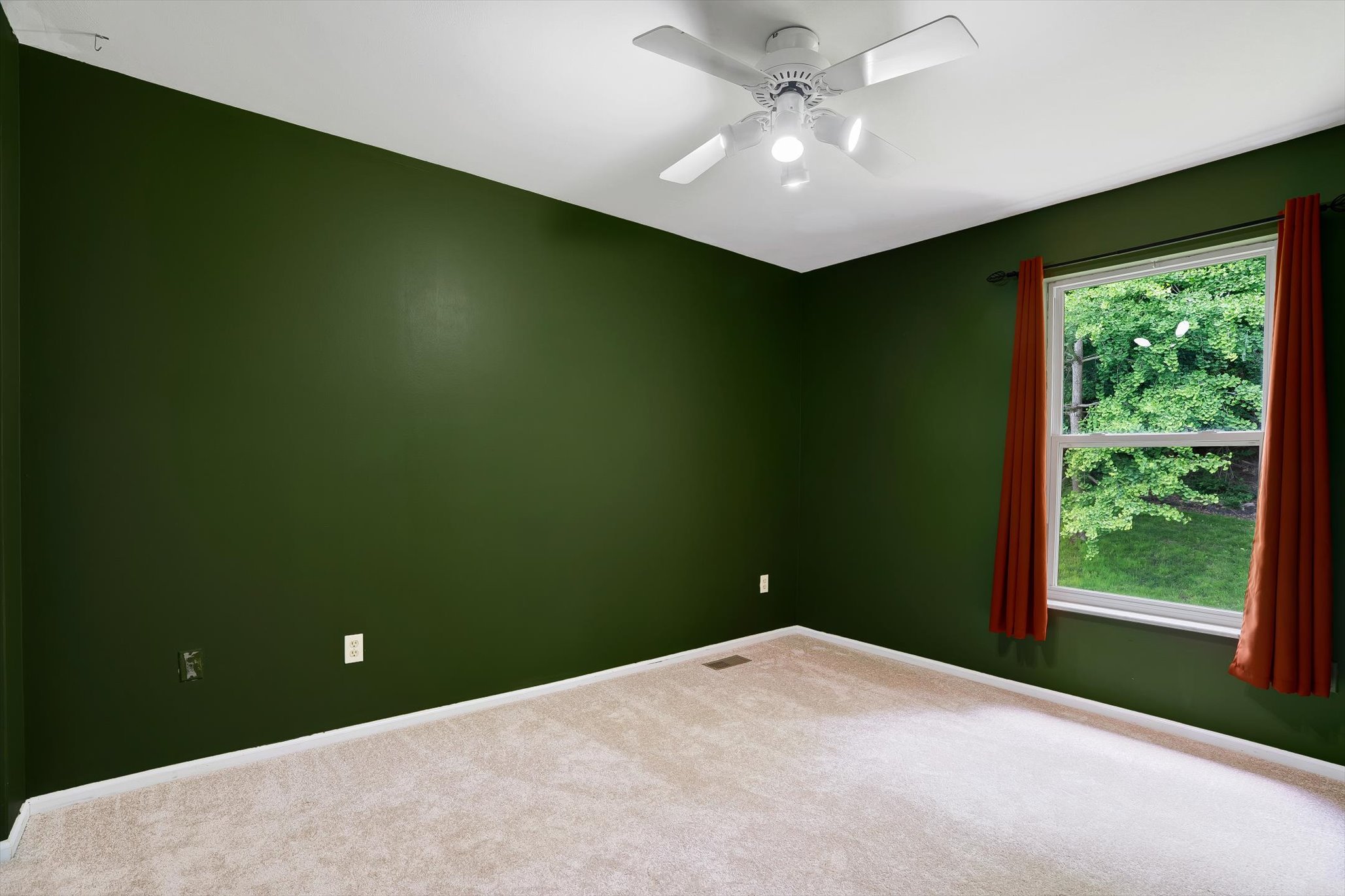  Spacious, welcoming and designed with room to grow - 物件實景