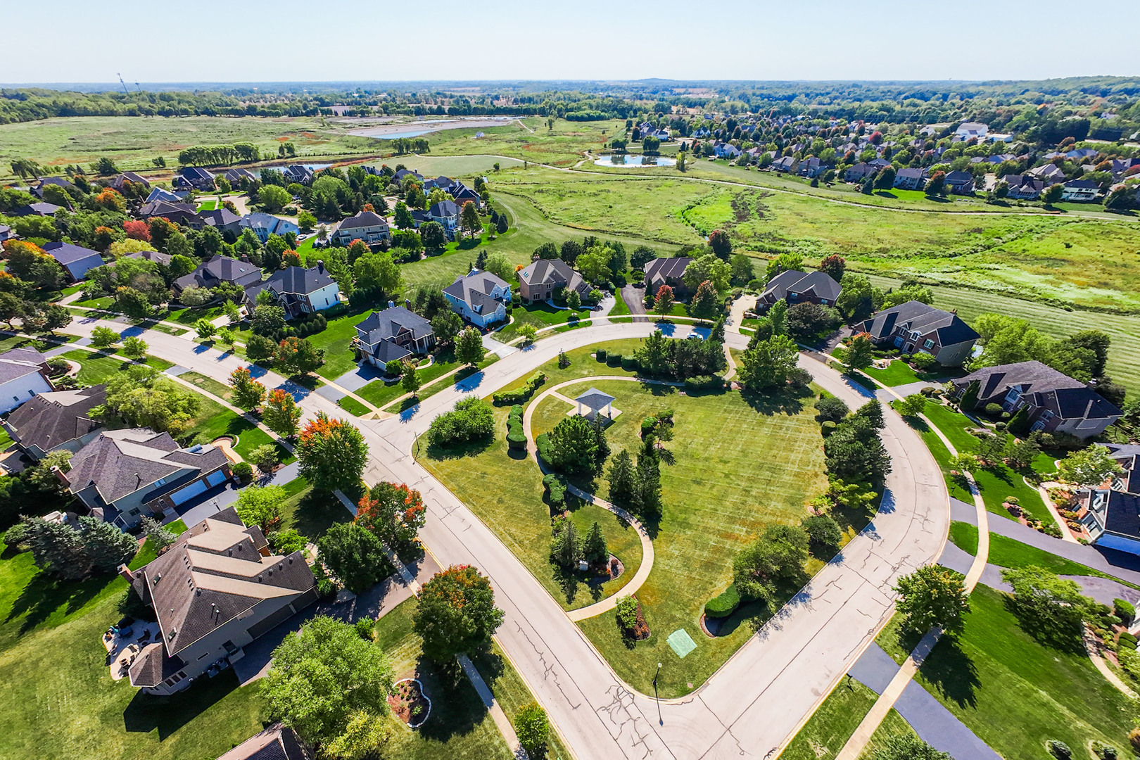 St. Charles, Illinois, 60175, United States, 5 Bedrooms Bedrooms, ,5 BathroomsBathrooms,Residential,For Sale,1989191