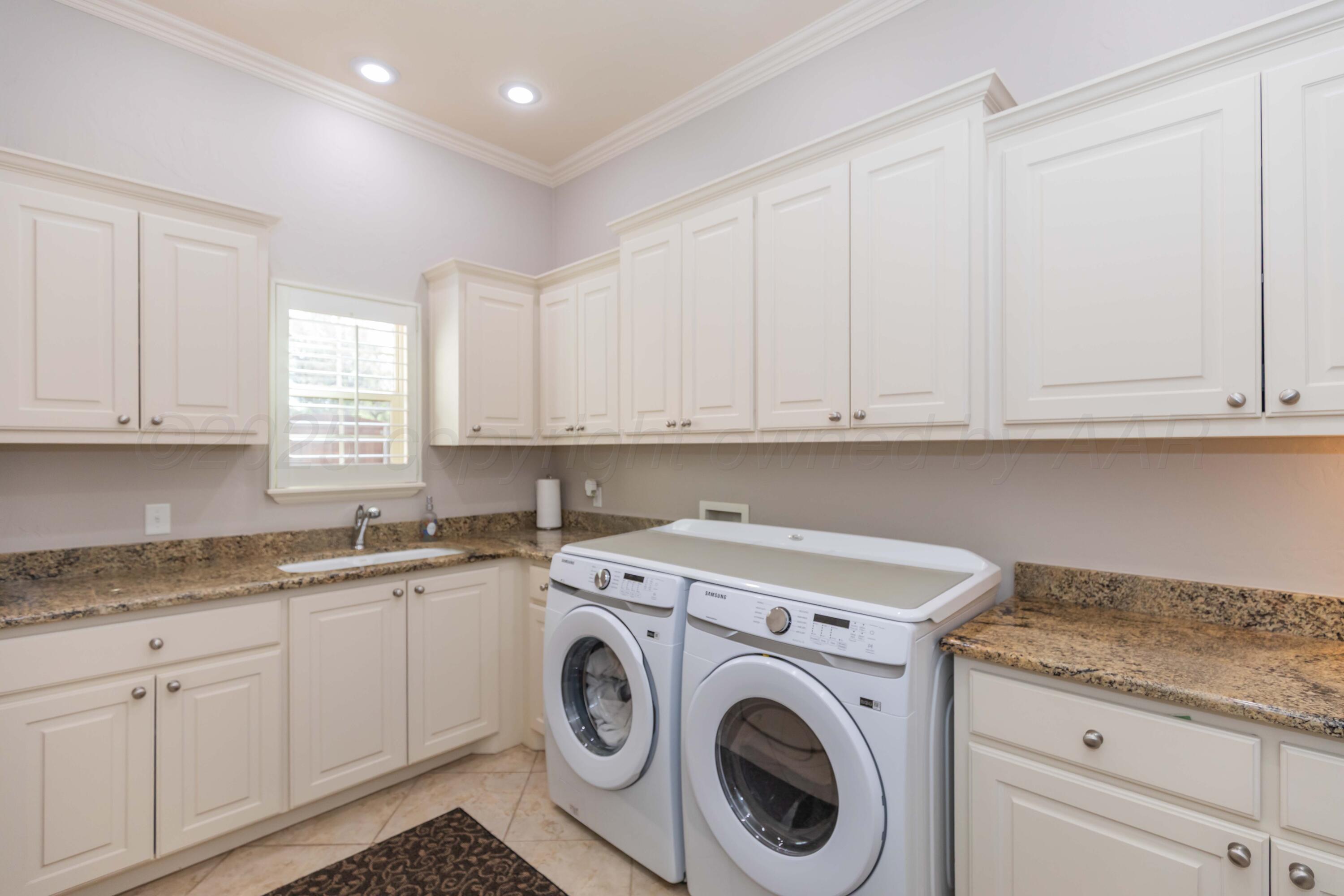 Amarillo, Texas, 79119, United States, 4 Bedrooms Bedrooms, ,5 BathroomsBathrooms,Residential,For Sale,1988347