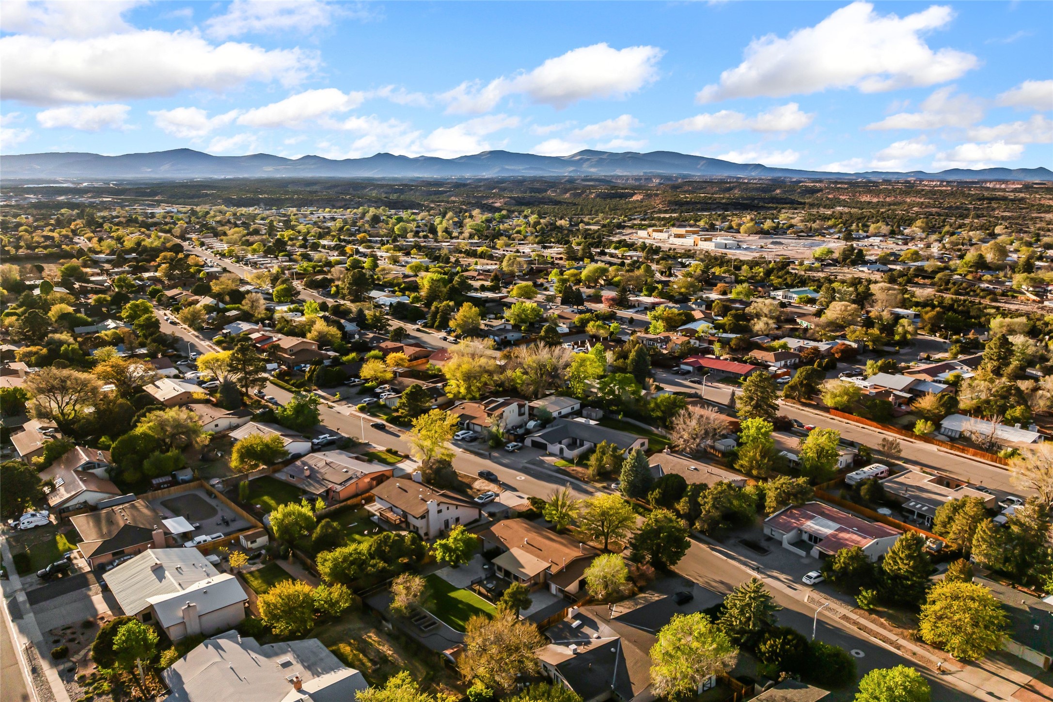  467 Pruitt Ave. - 物件實景