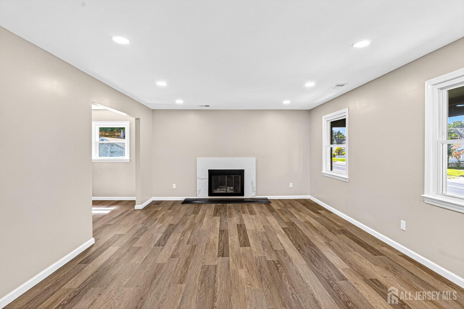 Jamesburg, New Jersey, 08831, United States, 4 Bedrooms Bedrooms, ,3 BathroomsBathrooms,Residential,For Sale,1916202