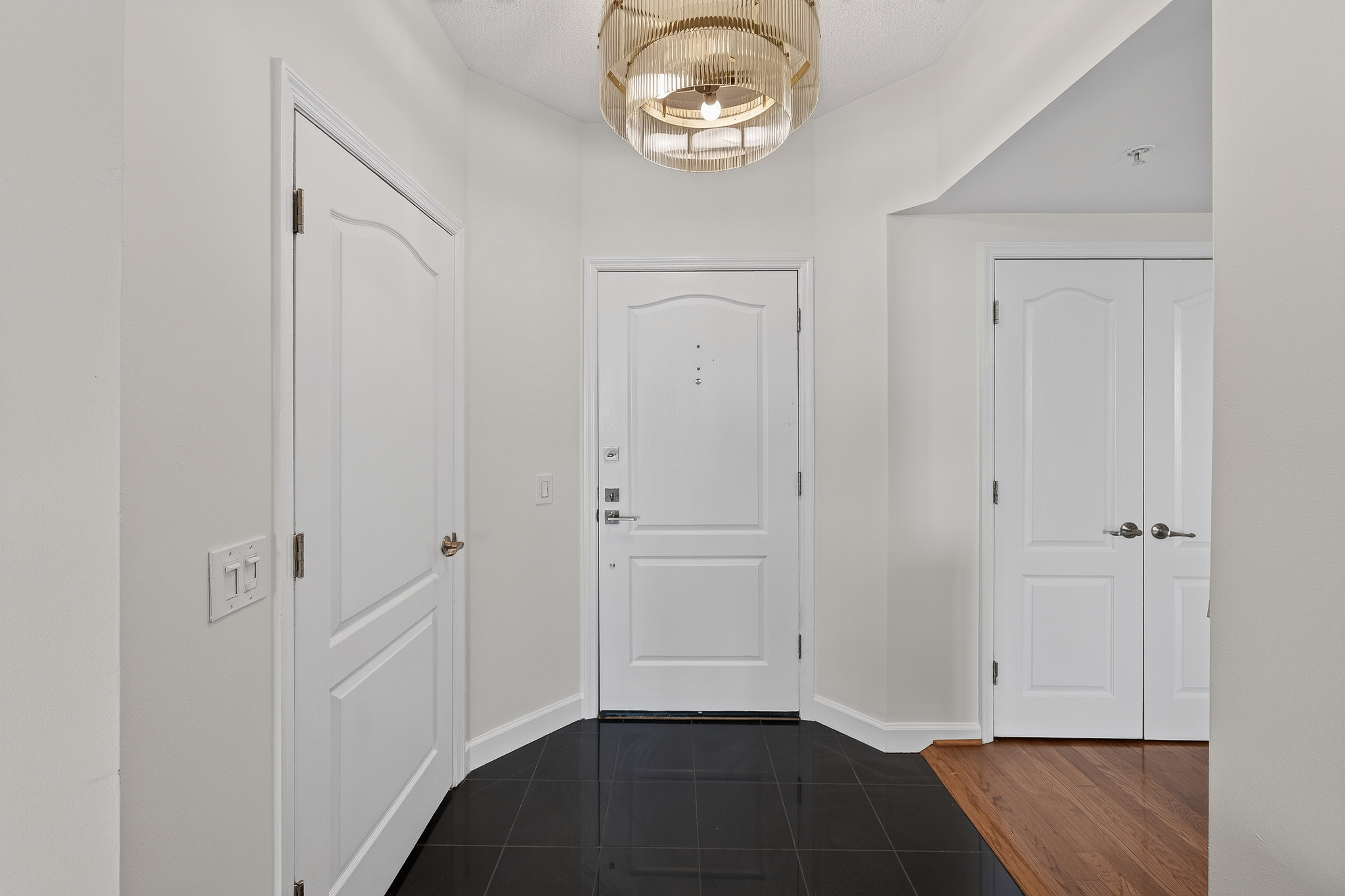  Welcome to Unit 2150 at The Oaks at Buckhead - 物件實景