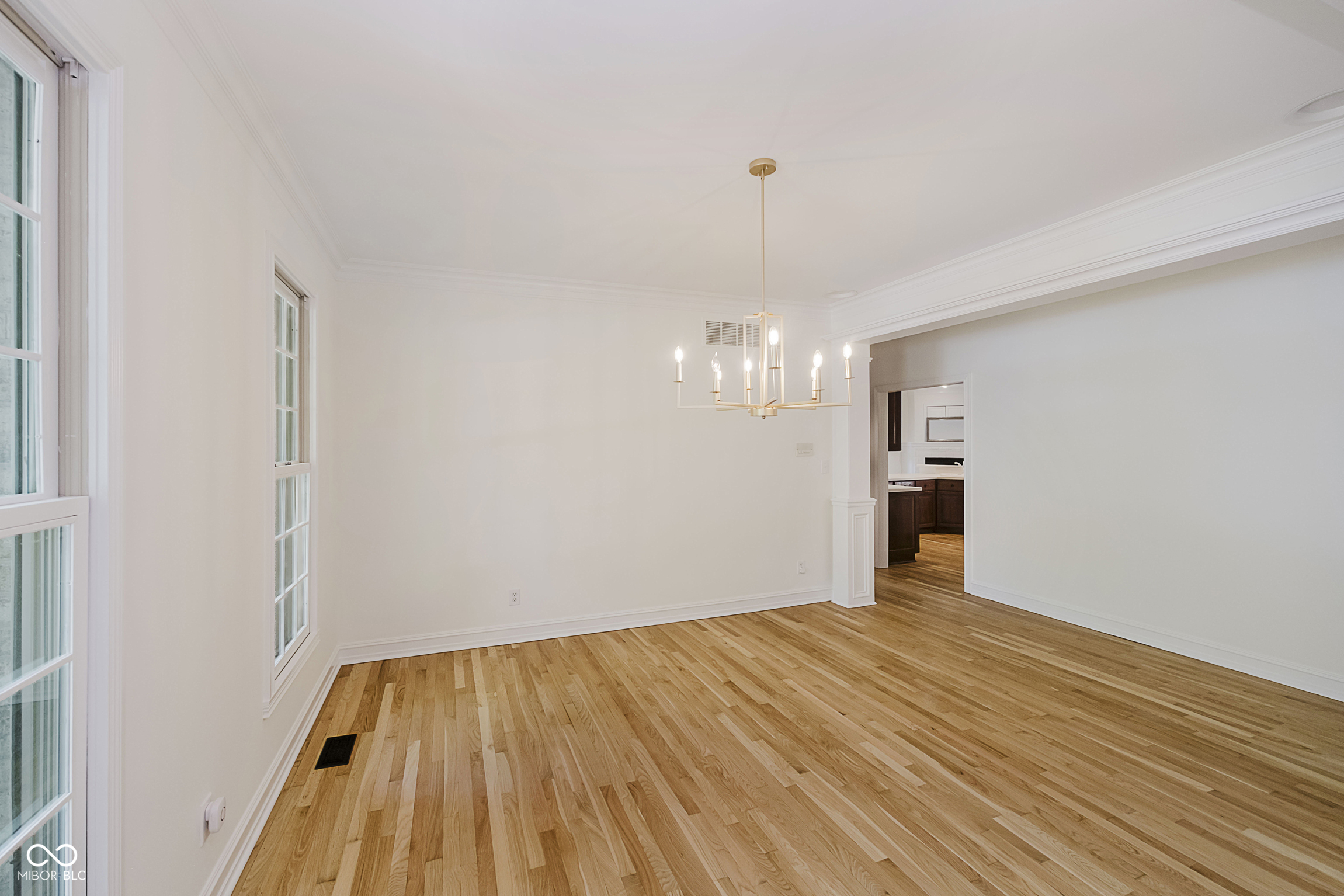 Carmel, Indiana, 46033, United States, 4 Bedrooms Bedrooms, ,4 BathroomsBathrooms,Residential,For Sale,1893581