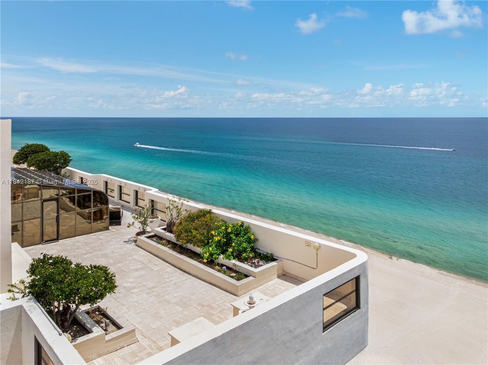 Miami Beach, Florida, 33140, United States, 4 Bedrooms Bedrooms, ,7 BathroomsBathrooms,Residential,For Sale,1895466