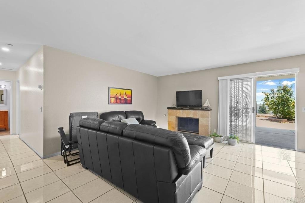 San Diego, California, 92139, United States, 3 Bedrooms Bedrooms, ,2 BathroomsBathrooms,Residential,For Sale,1933379
