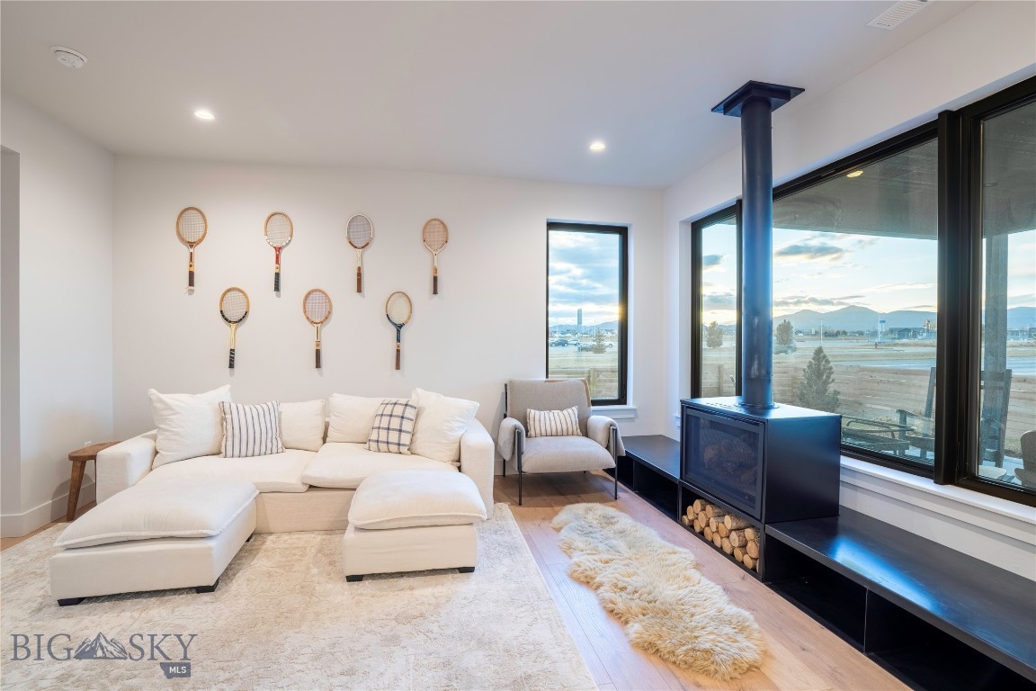 Bozeman, Montana, 59718, United States, 3 Bedrooms Bedrooms, ,2 BathroomsBathrooms,Residential,For Sale,1998833