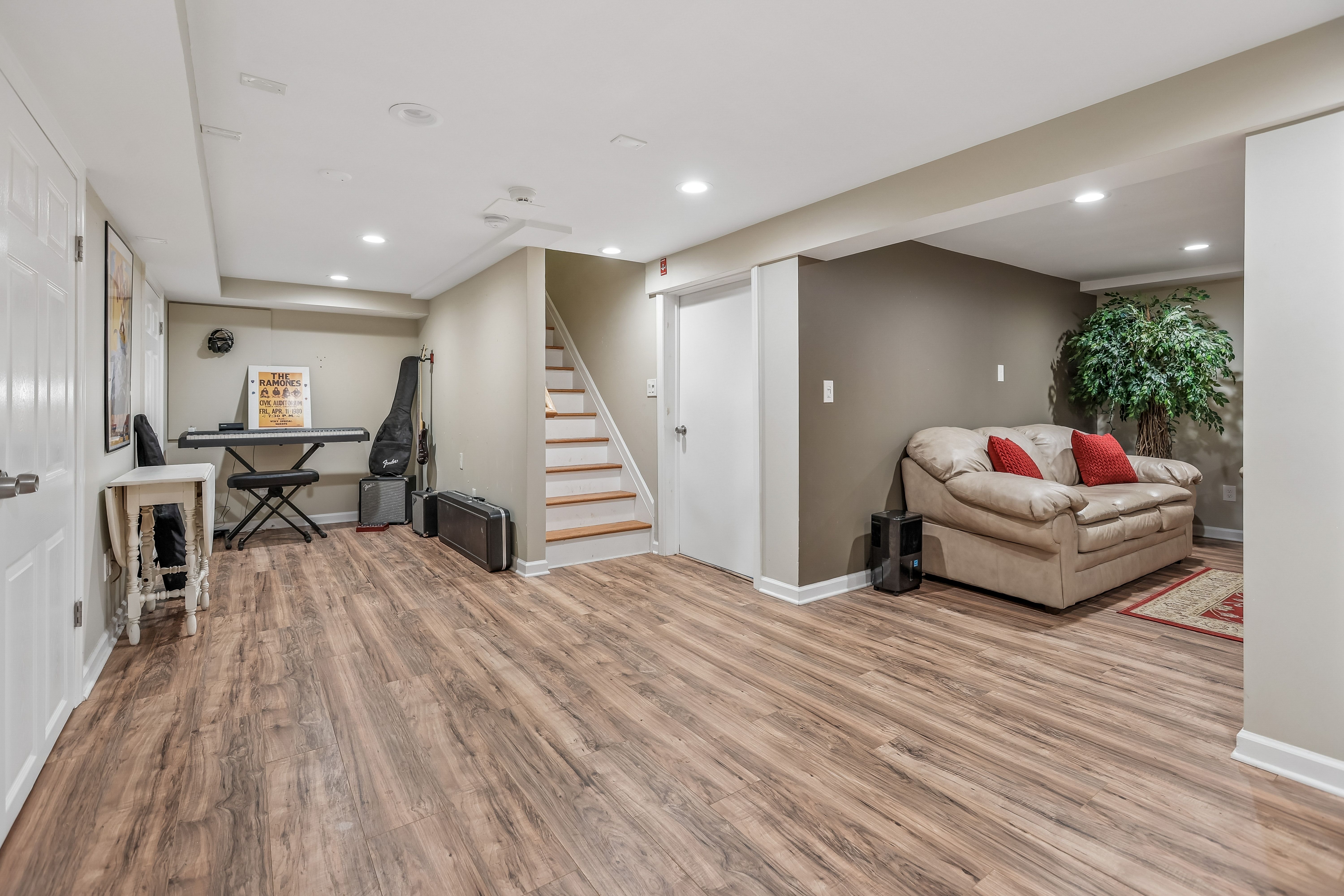  1700 Maxwell Drive - 物件實景