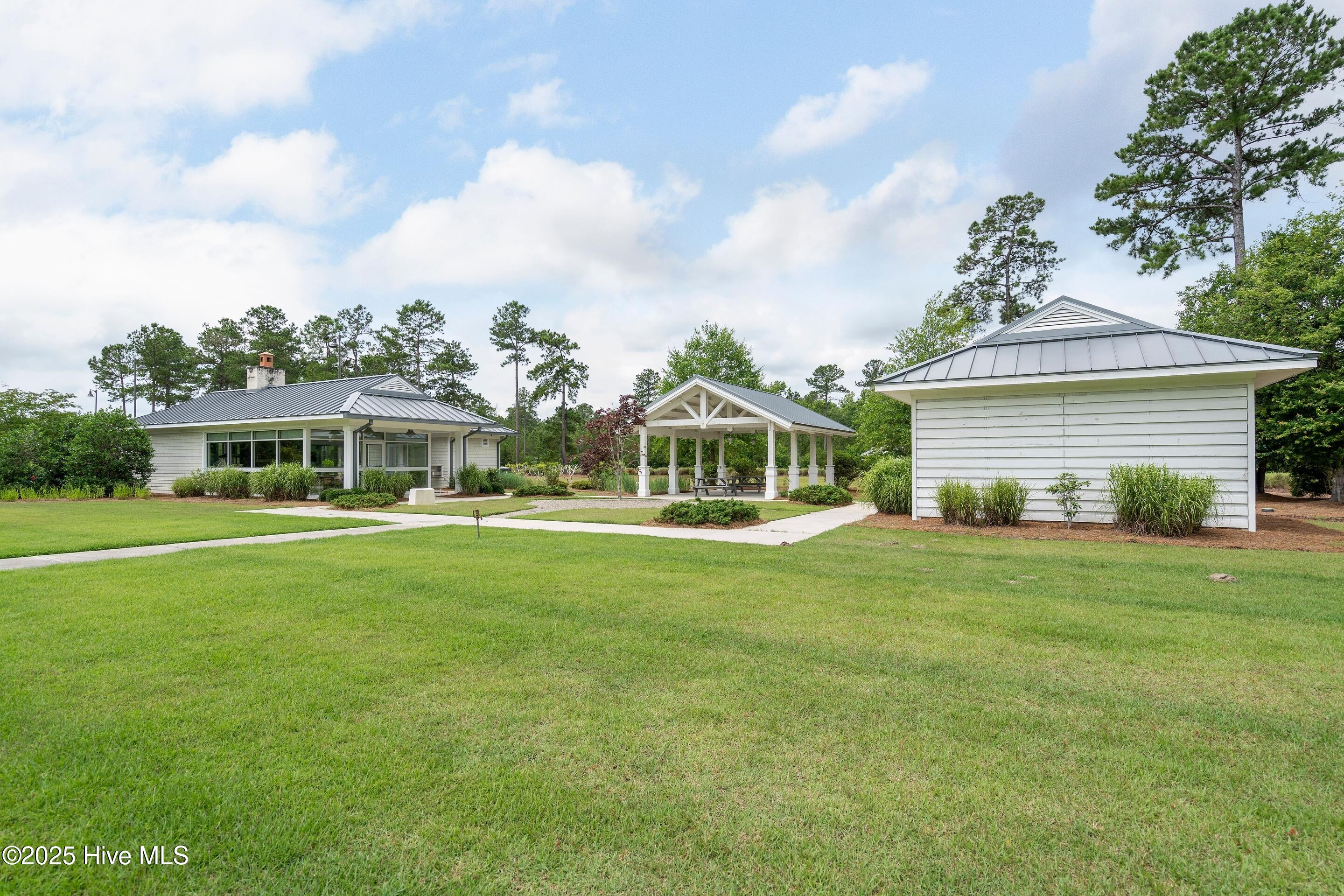 Leland, North Carolina, 28451, United States, 3 Bedrooms Bedrooms, ,3 BathroomsBathrooms,Residential,For Sale,1948682