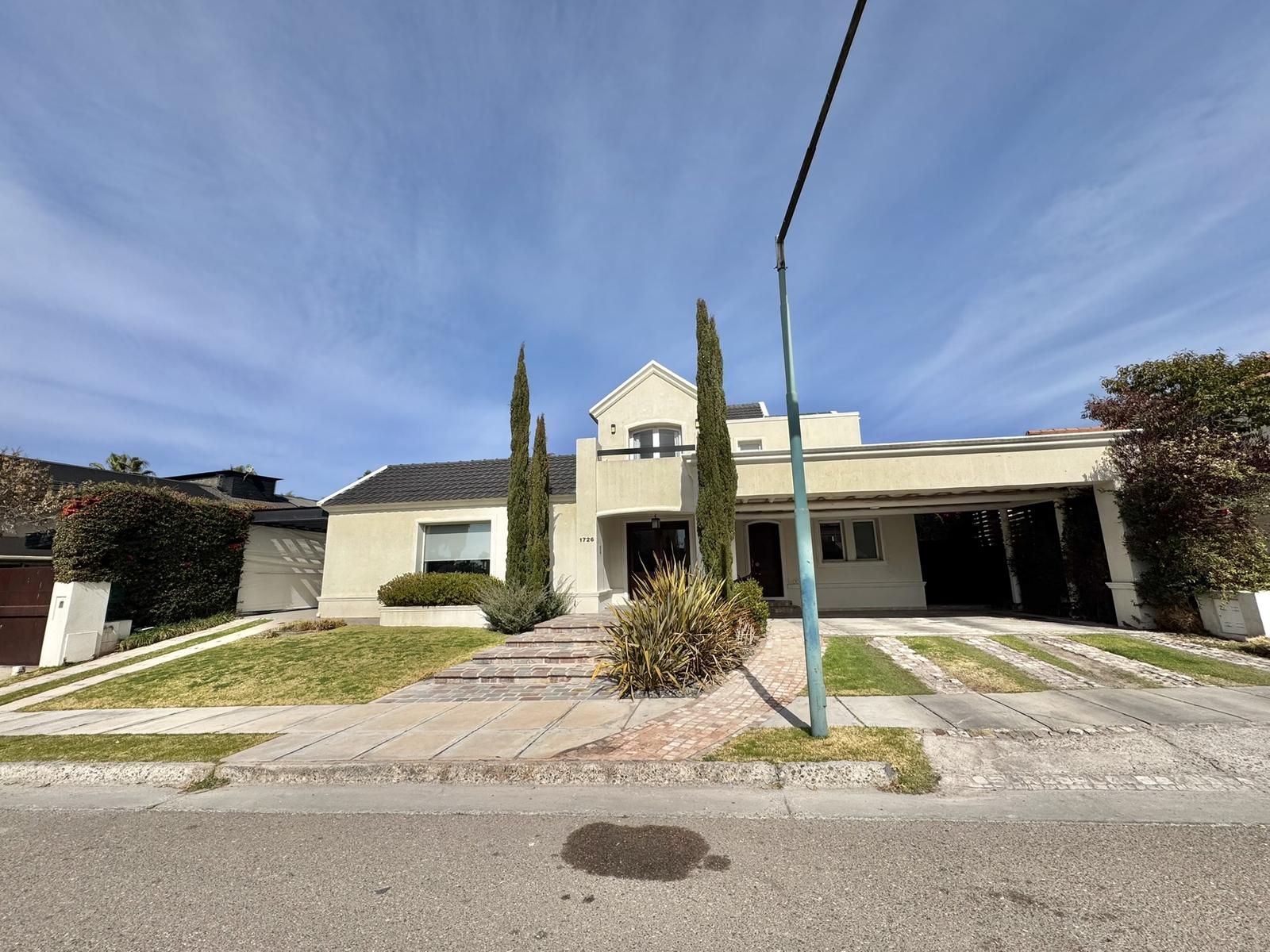 Godoy Cruz, AR-M, AR, 5 Bedrooms Bedrooms, ,4 BathroomsBathrooms,Residential,For Sale,1961859