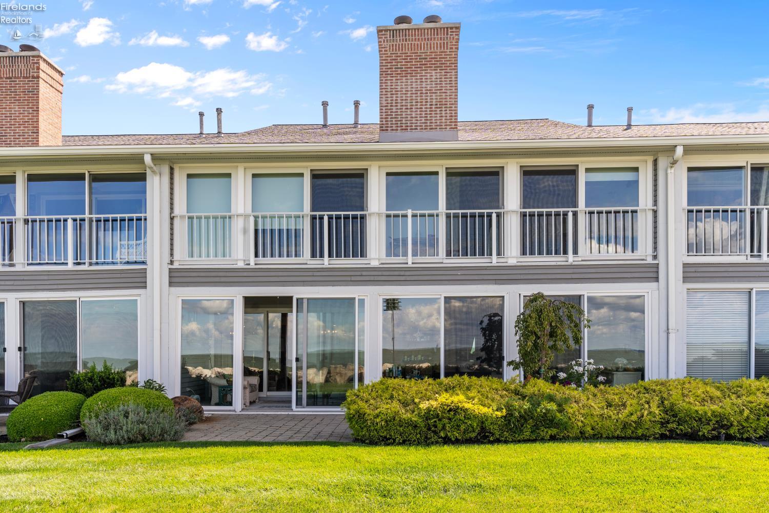 Port Clinton, Ohio, 43452, United States, 3 Bedrooms Bedrooms, ,2 BathroomsBathrooms,Residential,For Sale,1980144