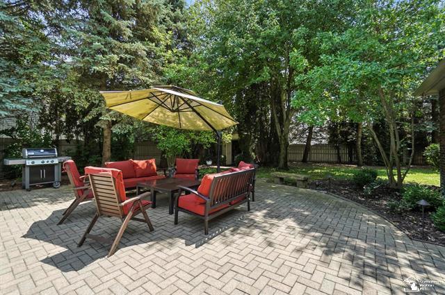 MONROE, Michigan, 48162, United States, 4 Bedrooms Bedrooms, ,7 BathroomsBathrooms,Residential,For Sale,1995576