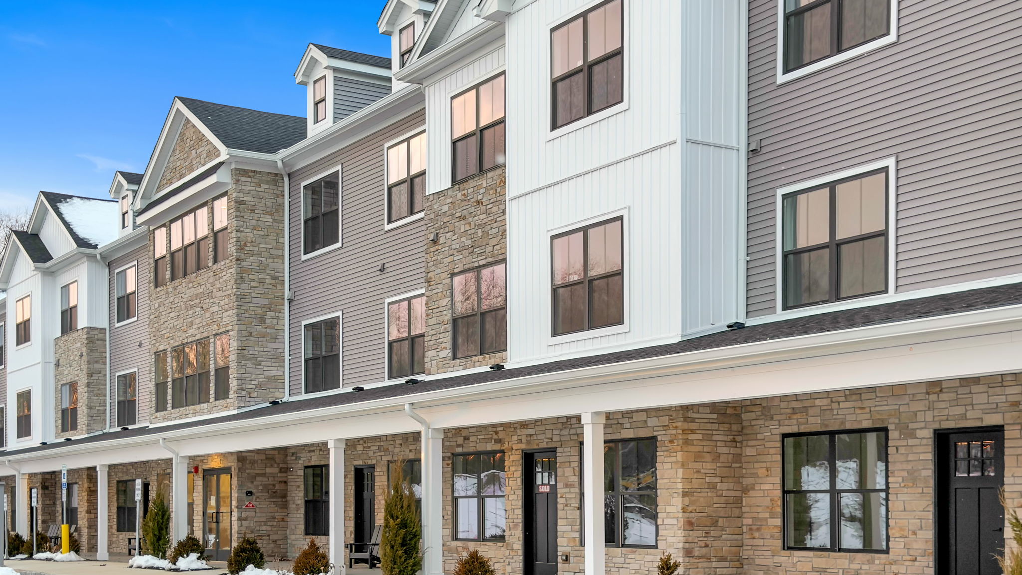 Towaco, New Jersey, 07082, United States, 3 Bedrooms Bedrooms, ,2 BathroomsBathrooms,Residential,For Sale,2009267