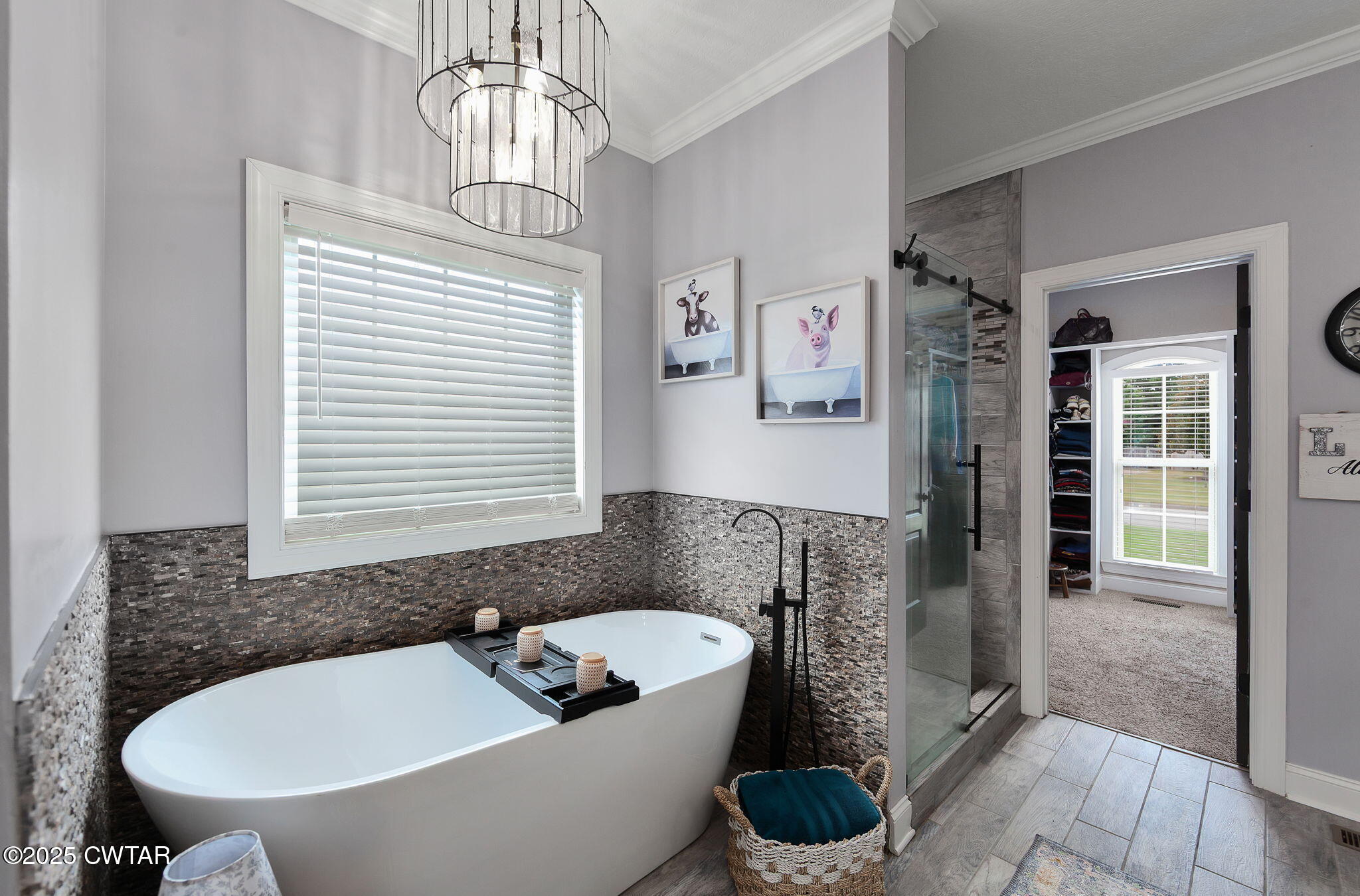 Jackson, Tennessee, 38305, United States, 5 Bedrooms Bedrooms, ,4 BathroomsBathrooms,Residential,For Sale,1912007