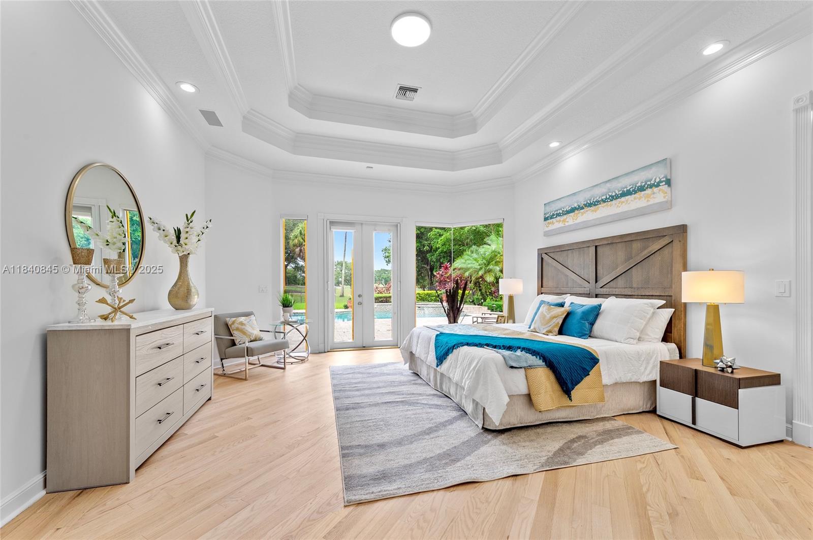 Weston, Florida, 33332, United States, 5 Bedrooms Bedrooms, ,6 BathroomsBathrooms,Residential,For Sale,1896752