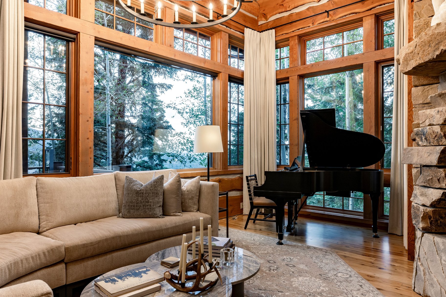  Mountain Transitional Legacy Ski Home in Gated Upper Deer Valley Community - 物件實景