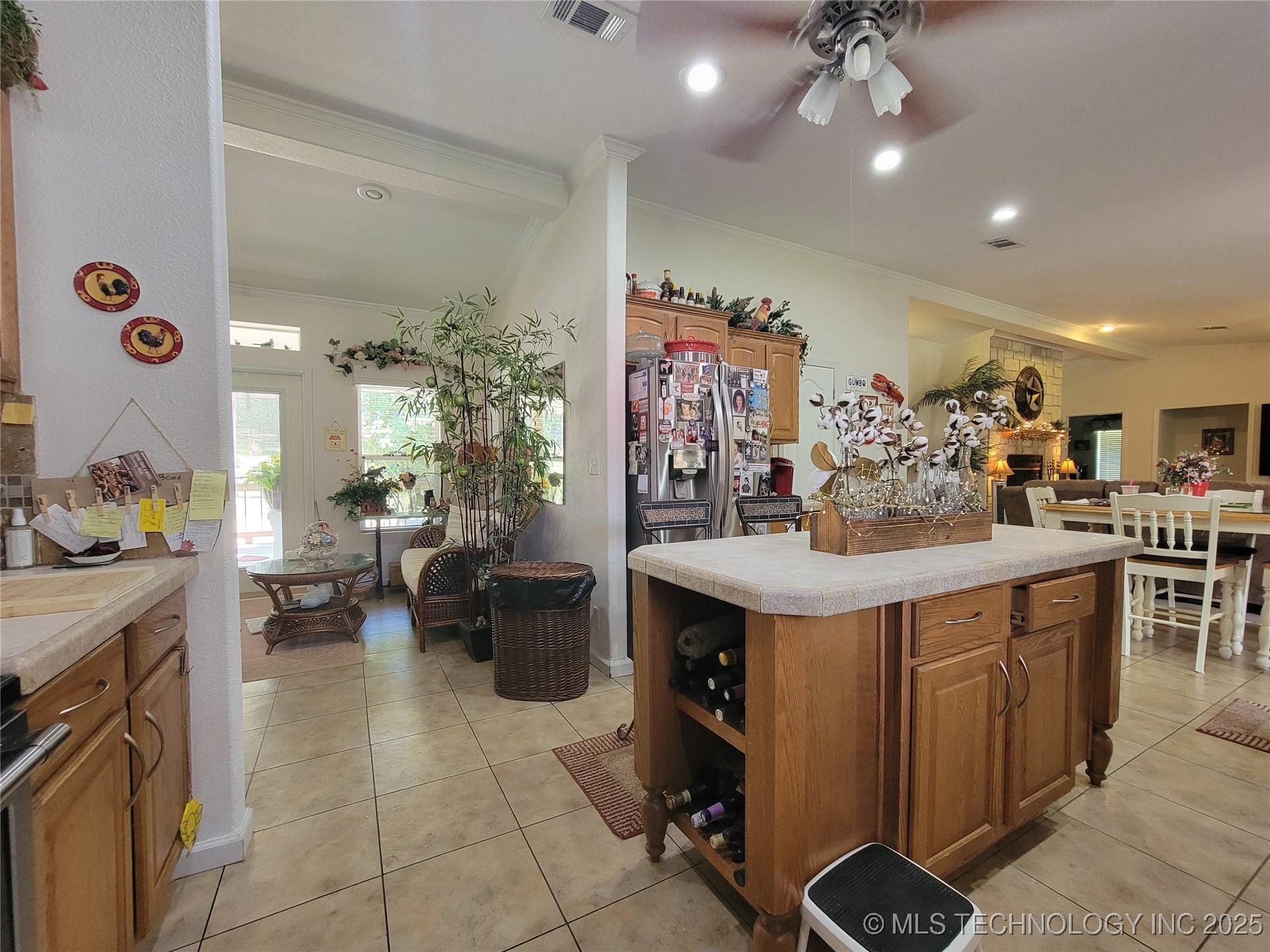 Gans, Oklahoma, 74936, United States, 4 Bedrooms Bedrooms, ,3 BathroomsBathrooms,Residential,For Sale,1981640