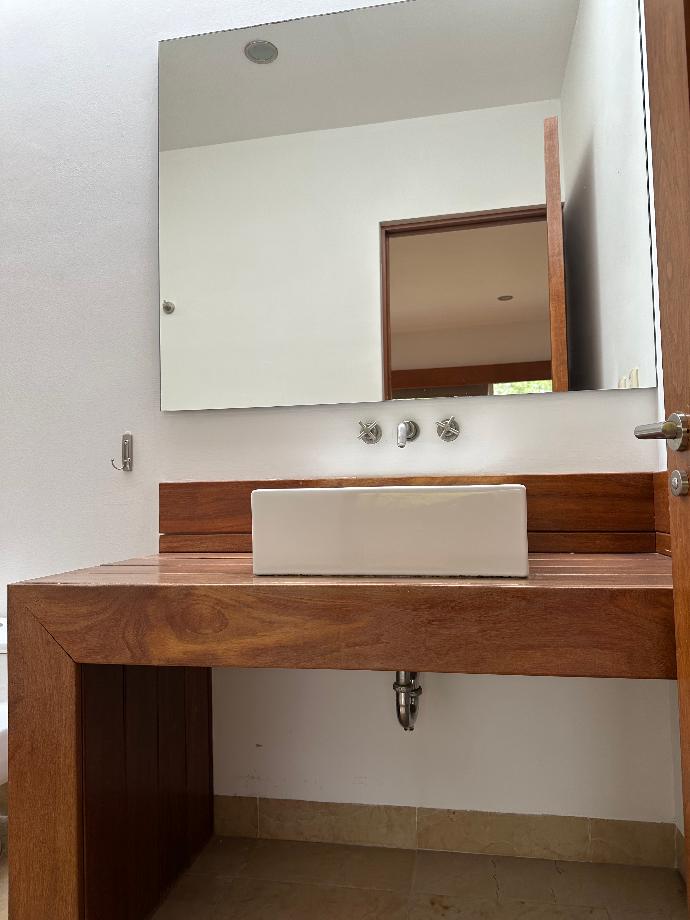 Querétaro, Querétaro, 76100, Mexico, 3 Bedrooms Bedrooms, ,4 BathroomsBathrooms,Residential,For Sale,1699269