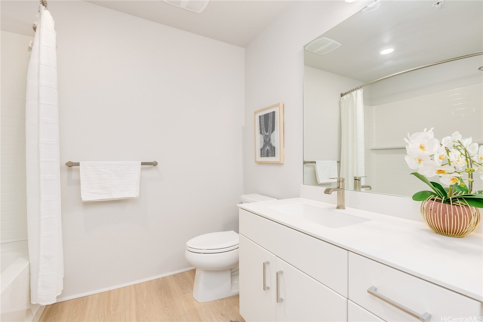 Ewa Beach, Hawaii, 96706, United States, 2 Bedrooms Bedrooms, ,2 BathroomsBathrooms,Residential,For Sale,2002979