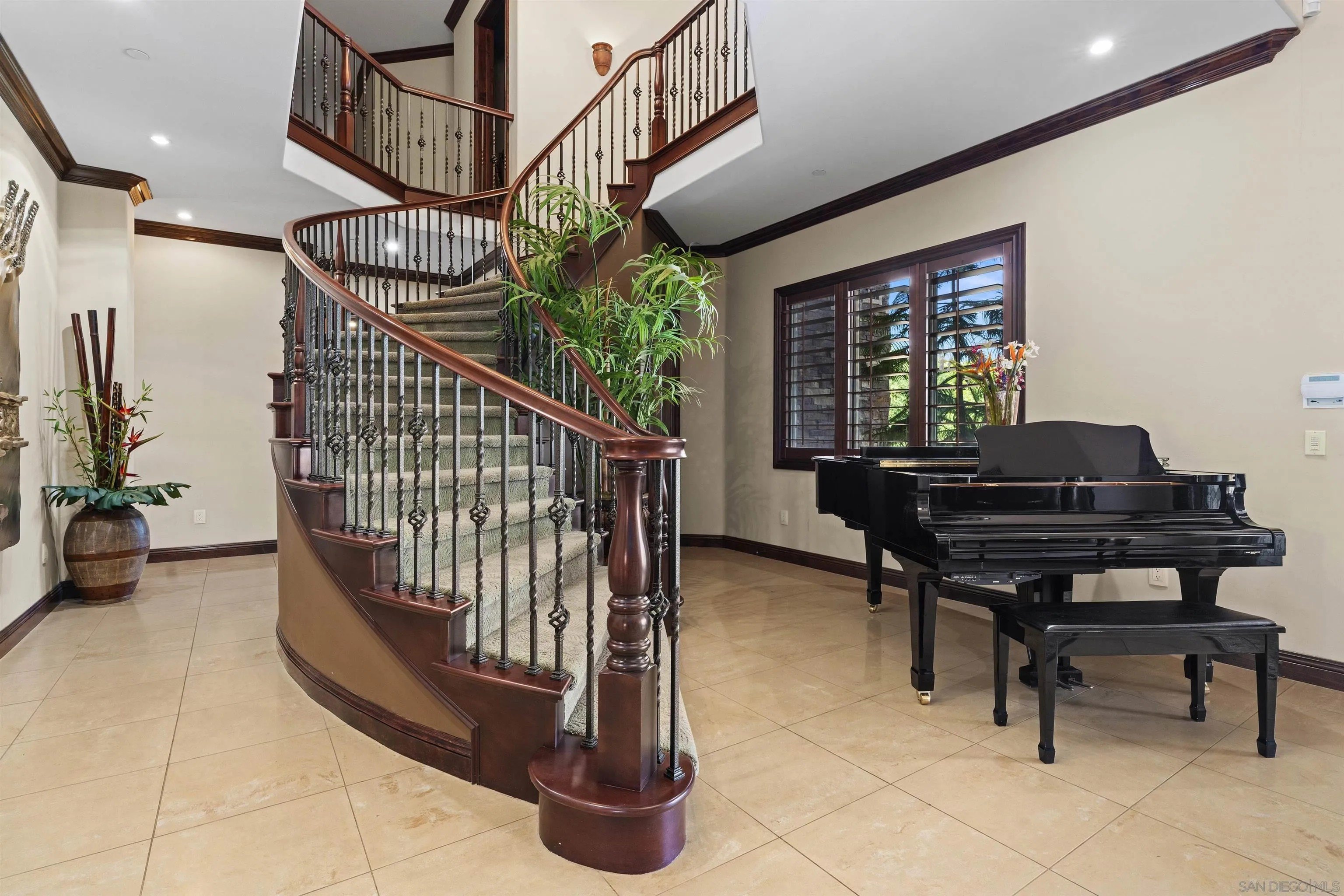 Alpine, California, 91901, United States, 3 Bedrooms Bedrooms, ,5 BathroomsBathrooms,Residential,For Sale,1997111