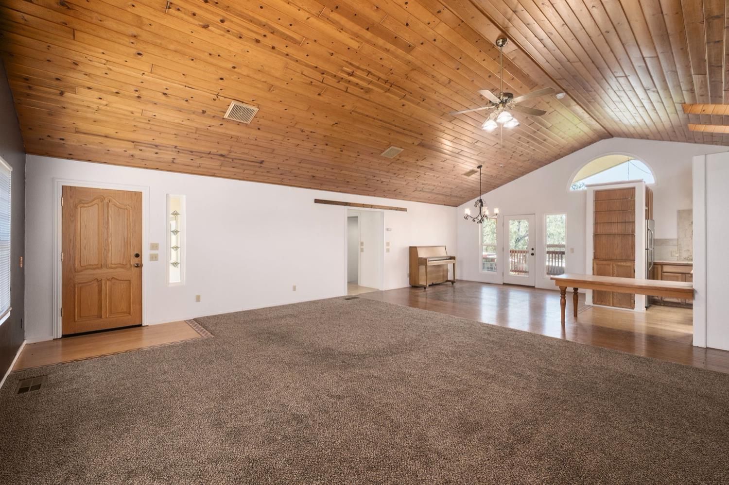 Raymond, California, 93653, United States, 3 Bedrooms Bedrooms, ,3 BathroomsBathrooms,Residential,For Sale,2048178