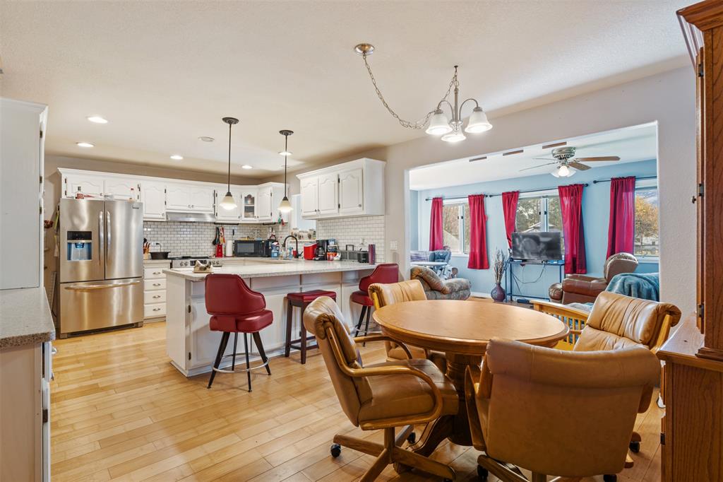 Hamilton, Montana, 59840, United States, 3 Bedrooms Bedrooms, ,2 BathroomsBathrooms,Residential,For Sale,1990446